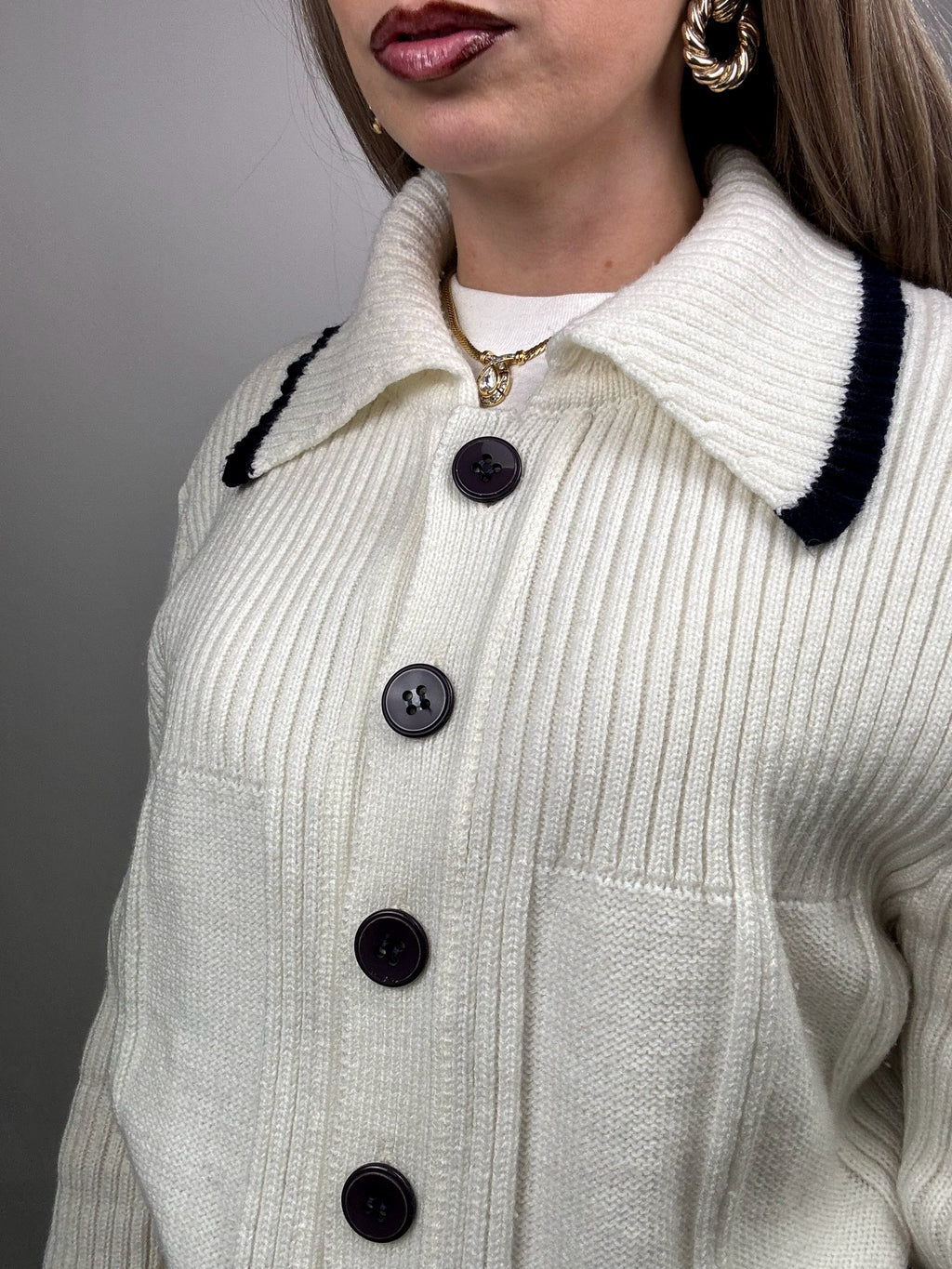 Vintage XL cream shirt collar cardigan