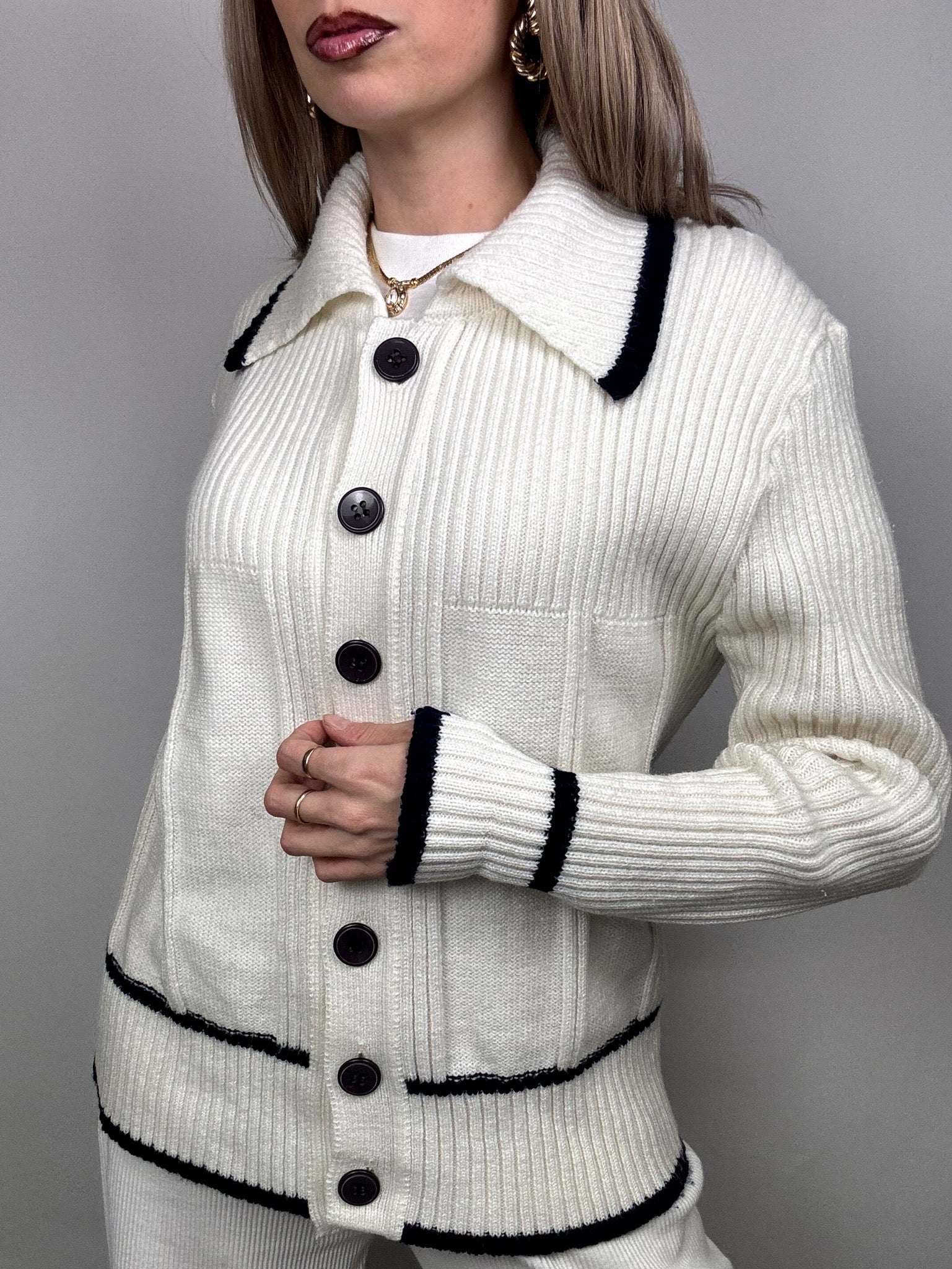 Vintage XL cream shirt collar cardigan
