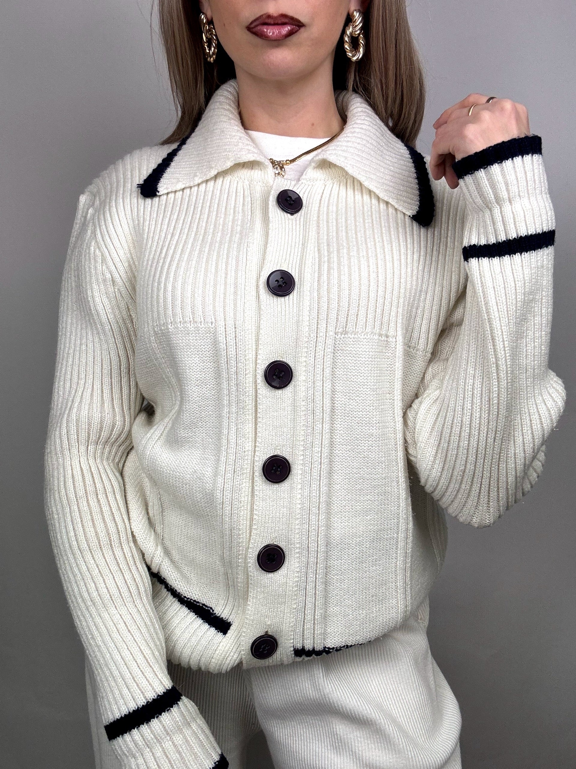 Vintage XL cream shirt collar cardigan