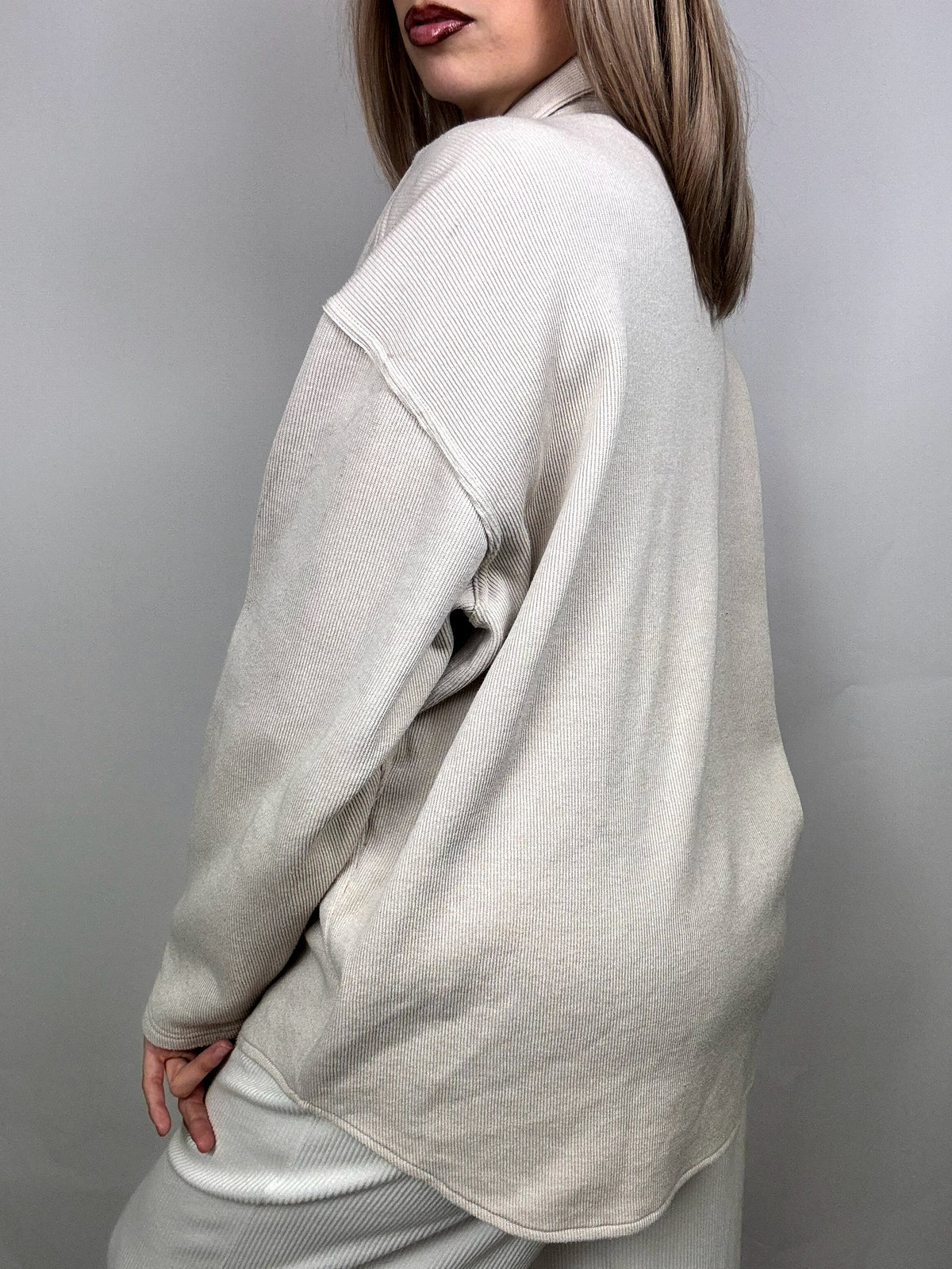 Vintage XL beige ribbed thick shirt