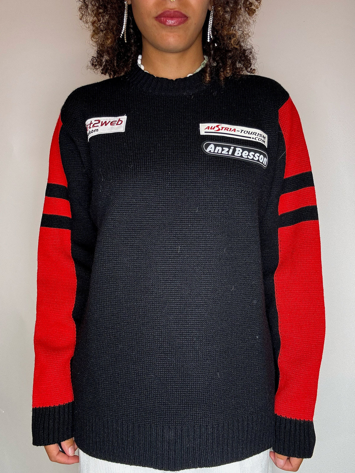 Pull col rond noir et rouge ANZI BESSONS M vintage