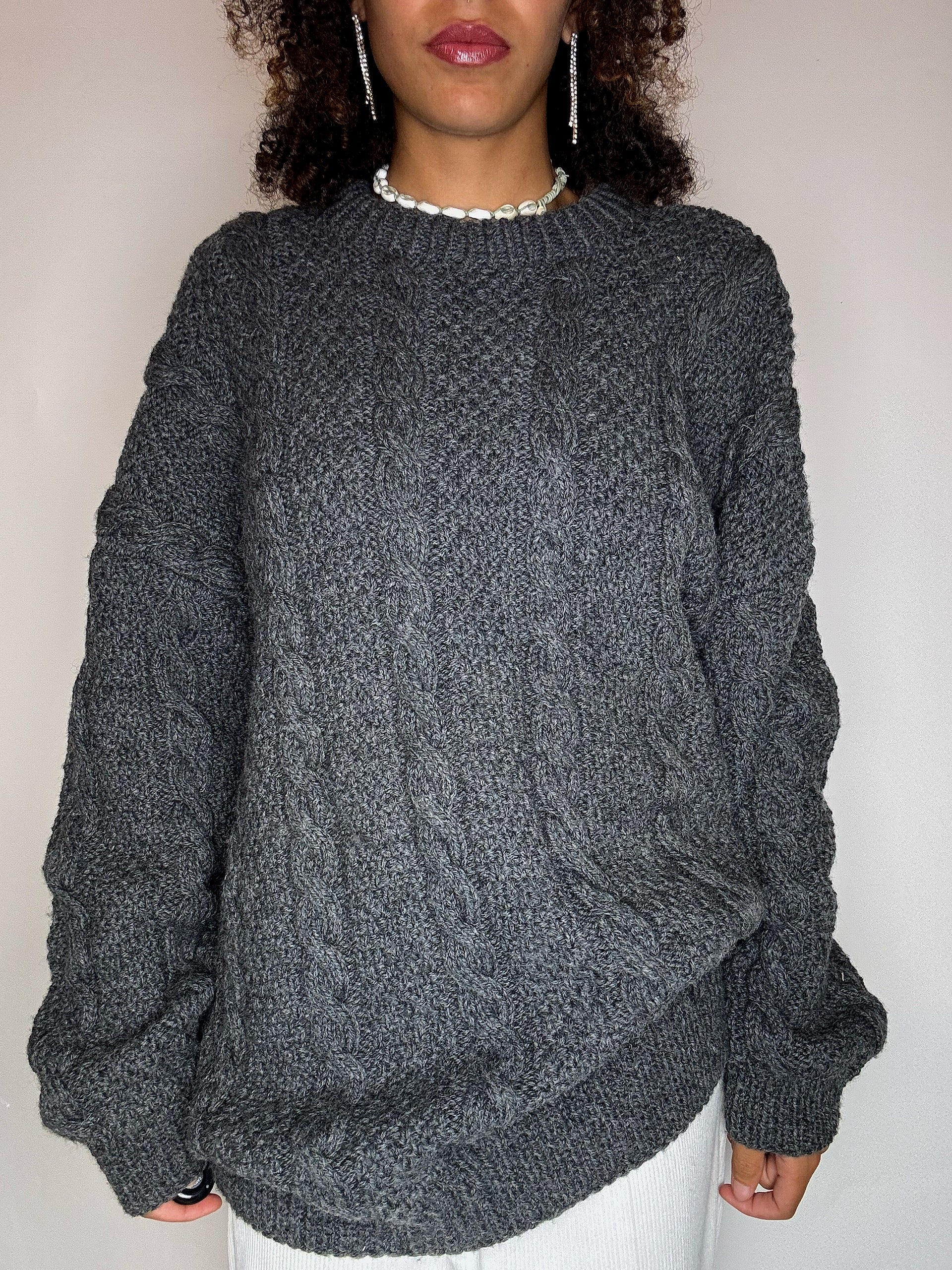 Pull col rond en maille tressée gris XL vintage