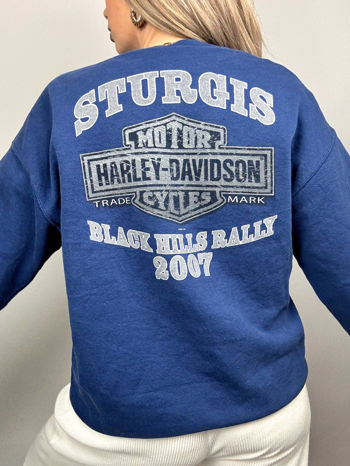 HARLEY DAVIDSON M vintage blue round neck sweatshirt