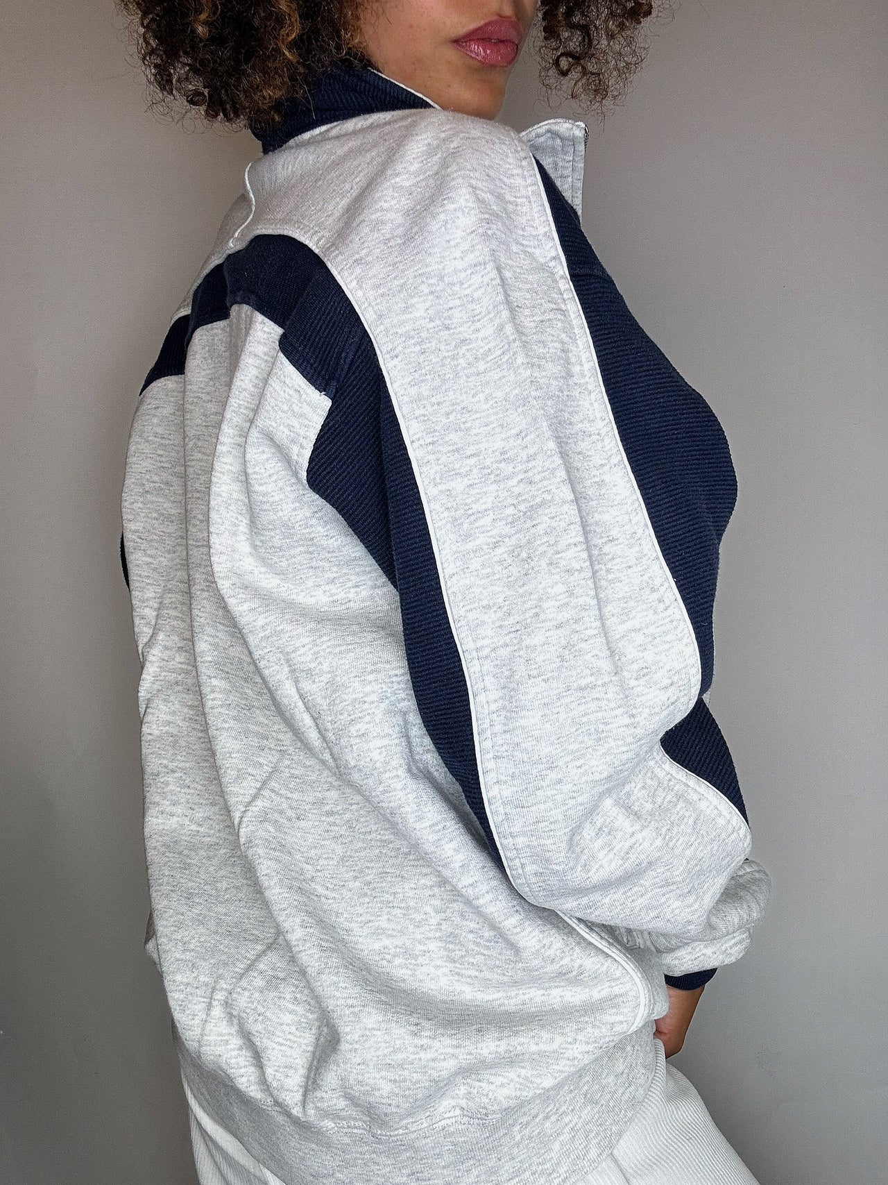 Veste de jogging grise et marineC CHAMPION M vintage