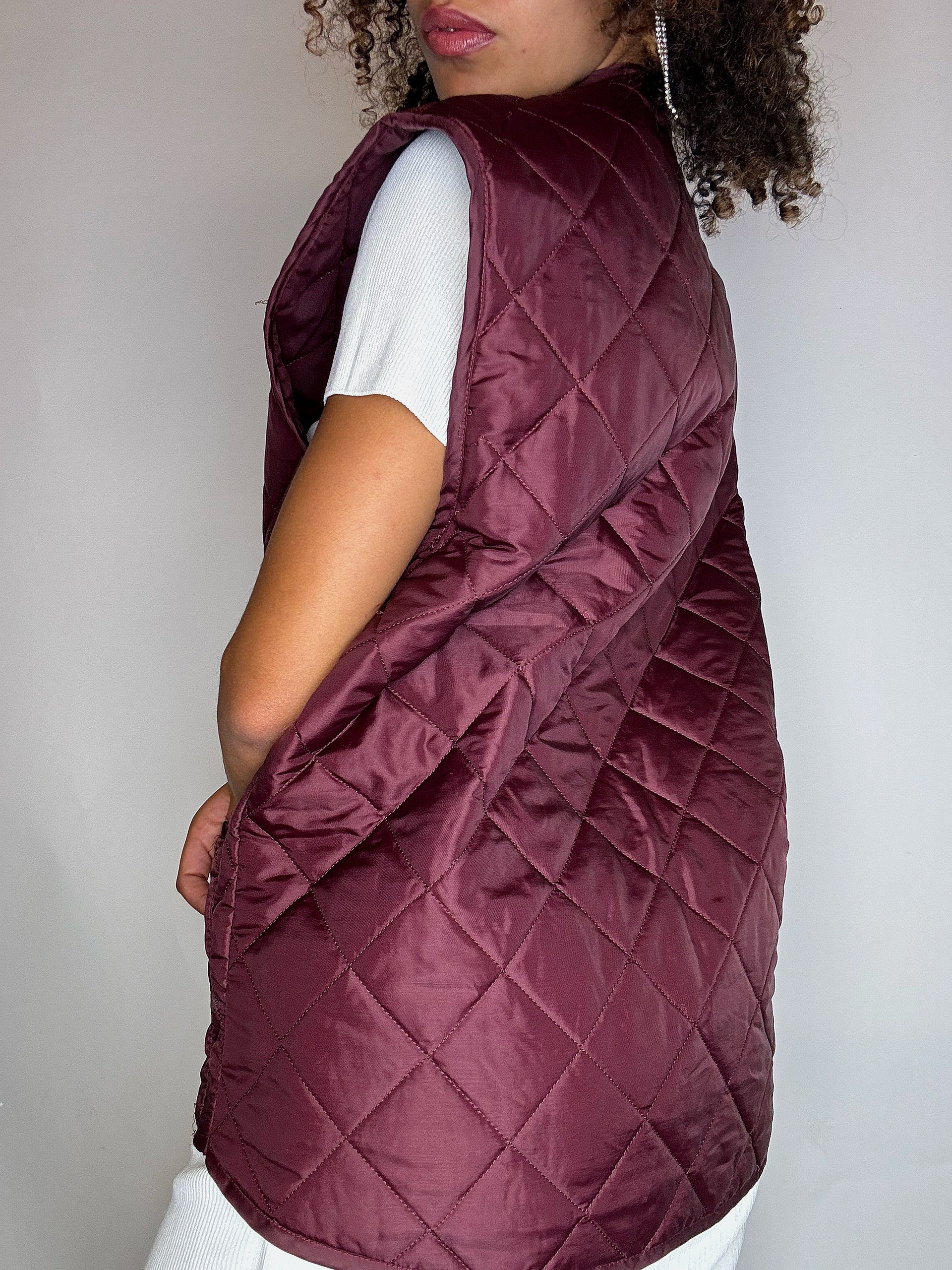 Burgundy sleeveless quilted vest XL vintage