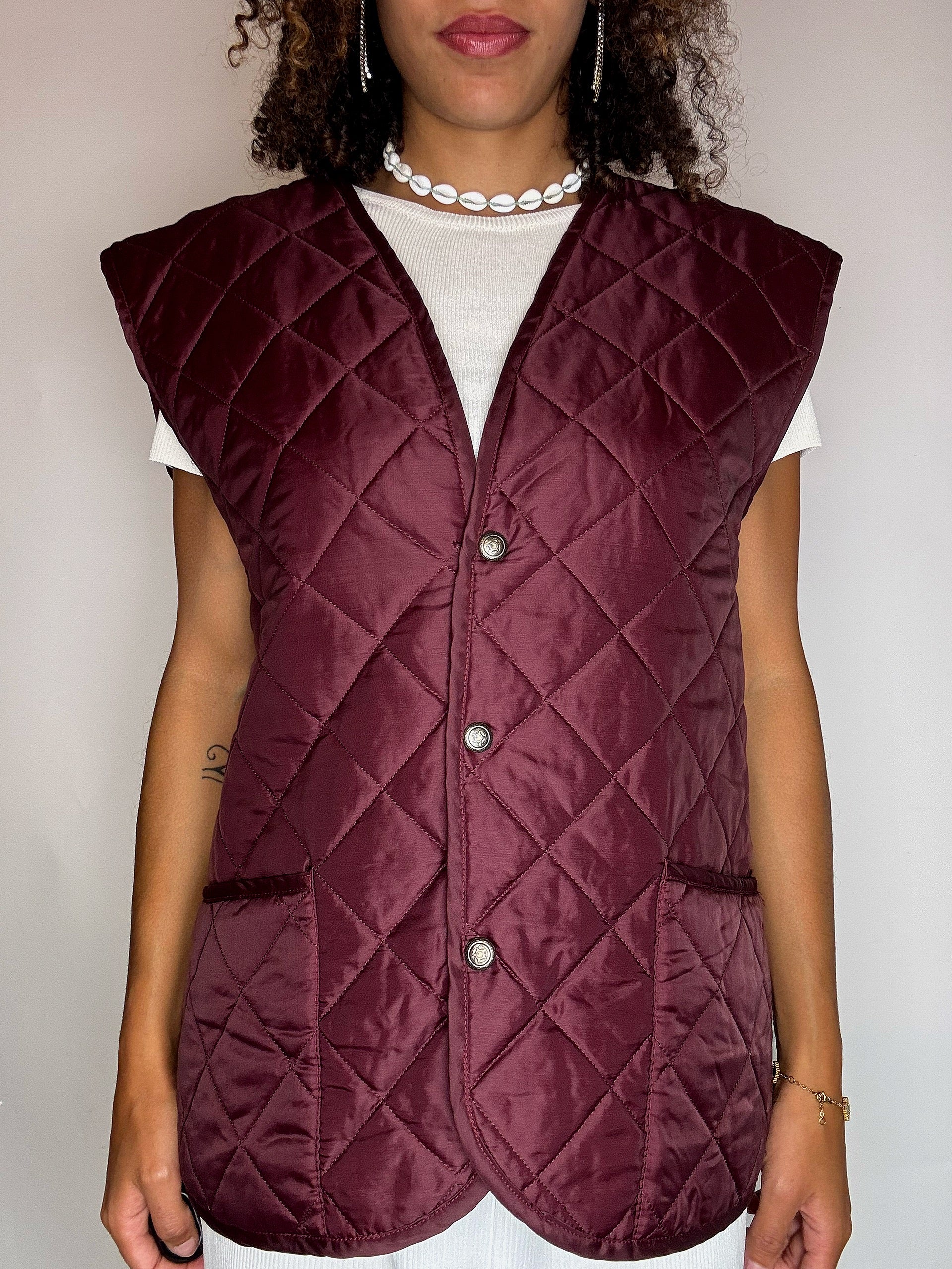 Burgundy sleeveless quilted vest XL vintage