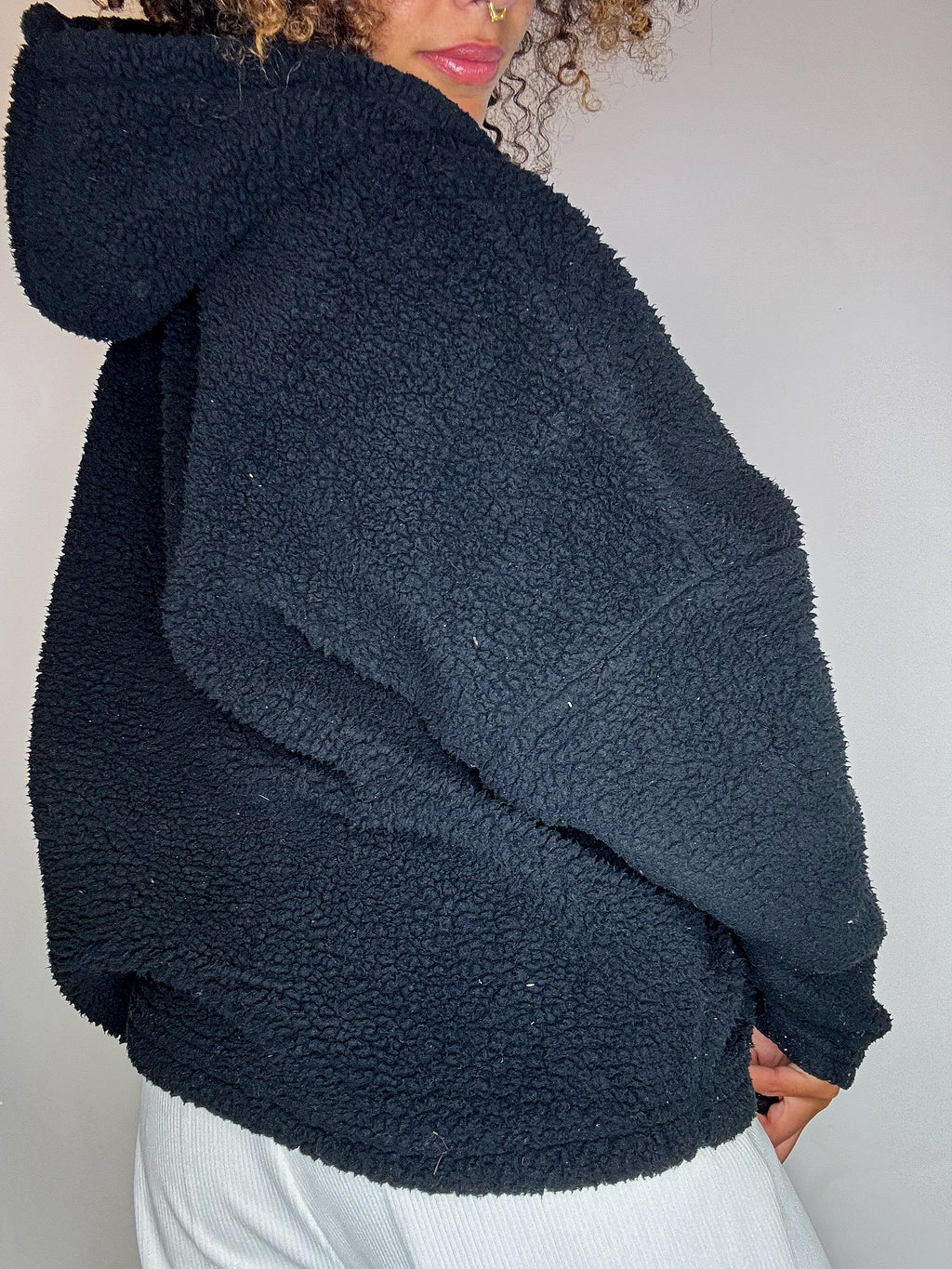 Dickes schwarzes Fleece, Vintage-Größe, Medium