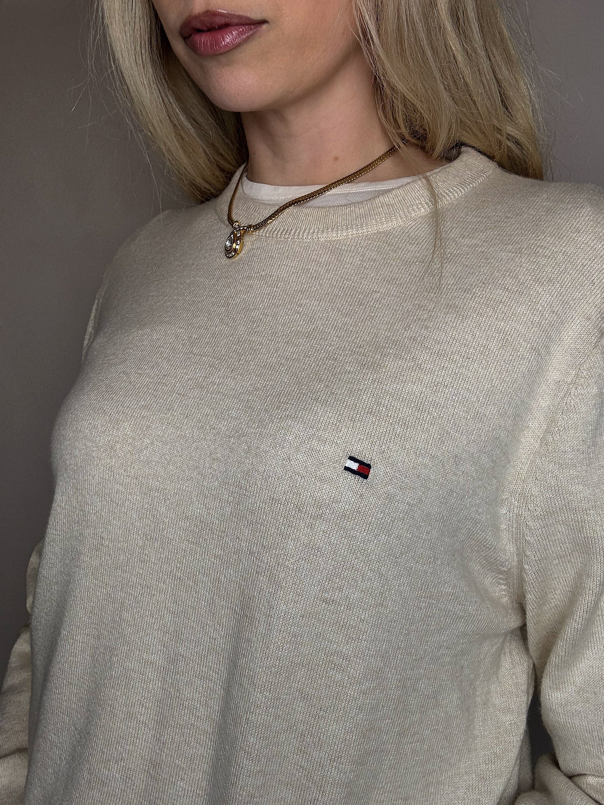Vintage TOMMY HILFIGER knitted sweater