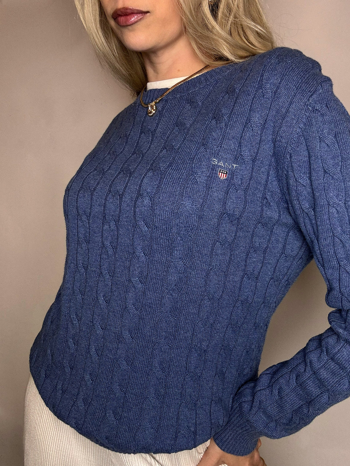 Vintage navy argyl knit sweater L