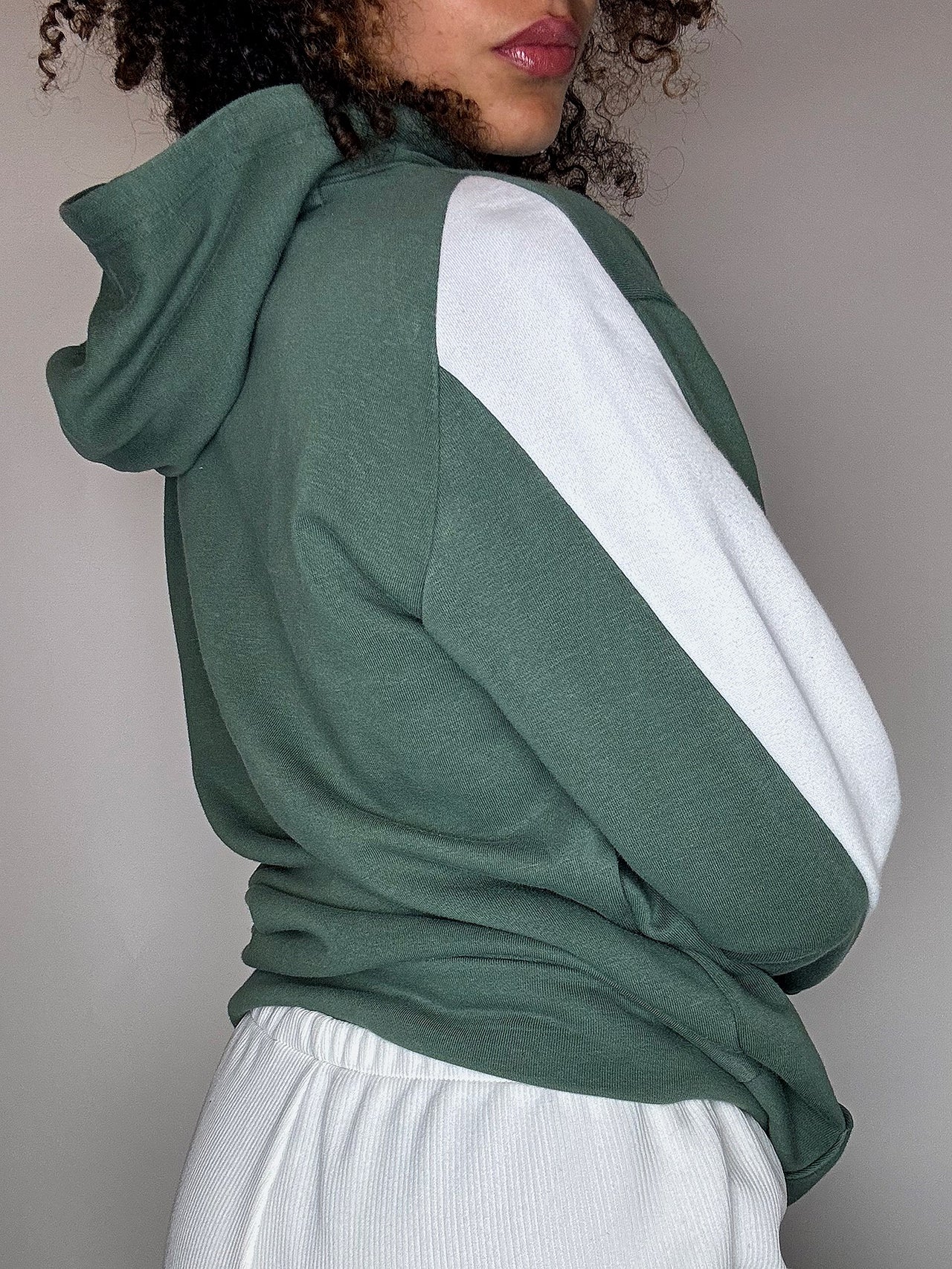 Sweat à capuche kaki ADIDAS S vintage