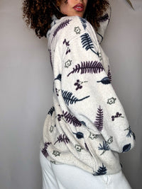Beigefarbenes Fleece mit Vintage-Print, Größe M
