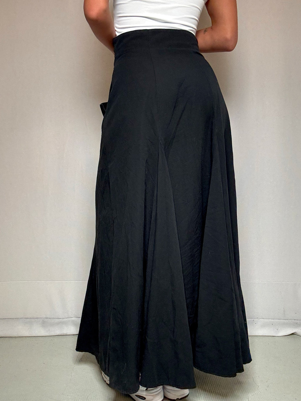 Jupe longue noire à boutons M/L vintage