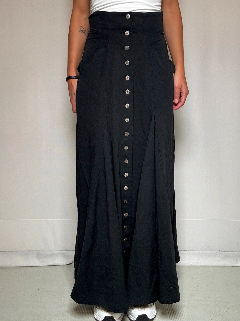 Jupe longue noire à boutons M/L vintage