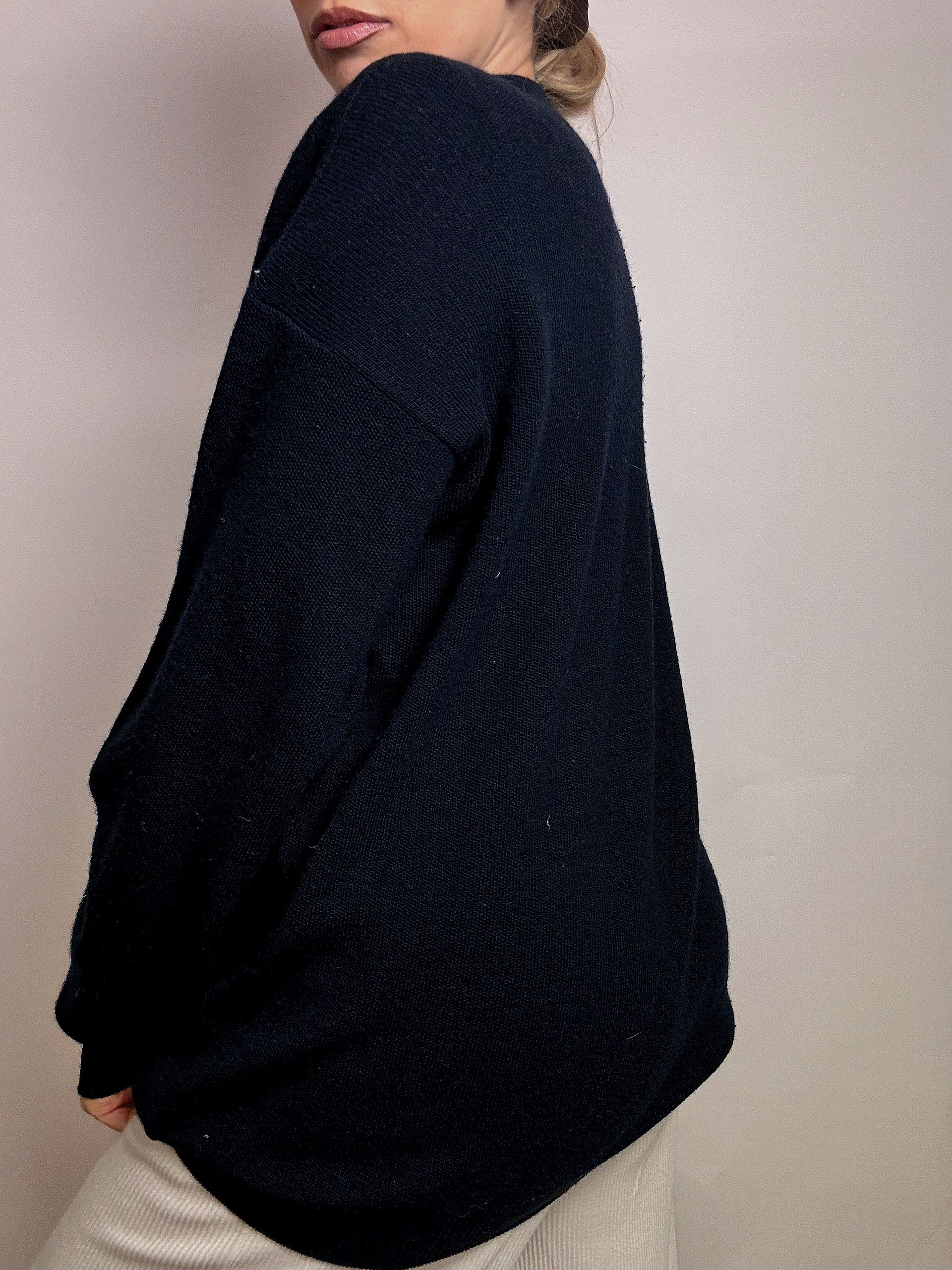 LACOSTE XL vintage navy crew neck wool sweater