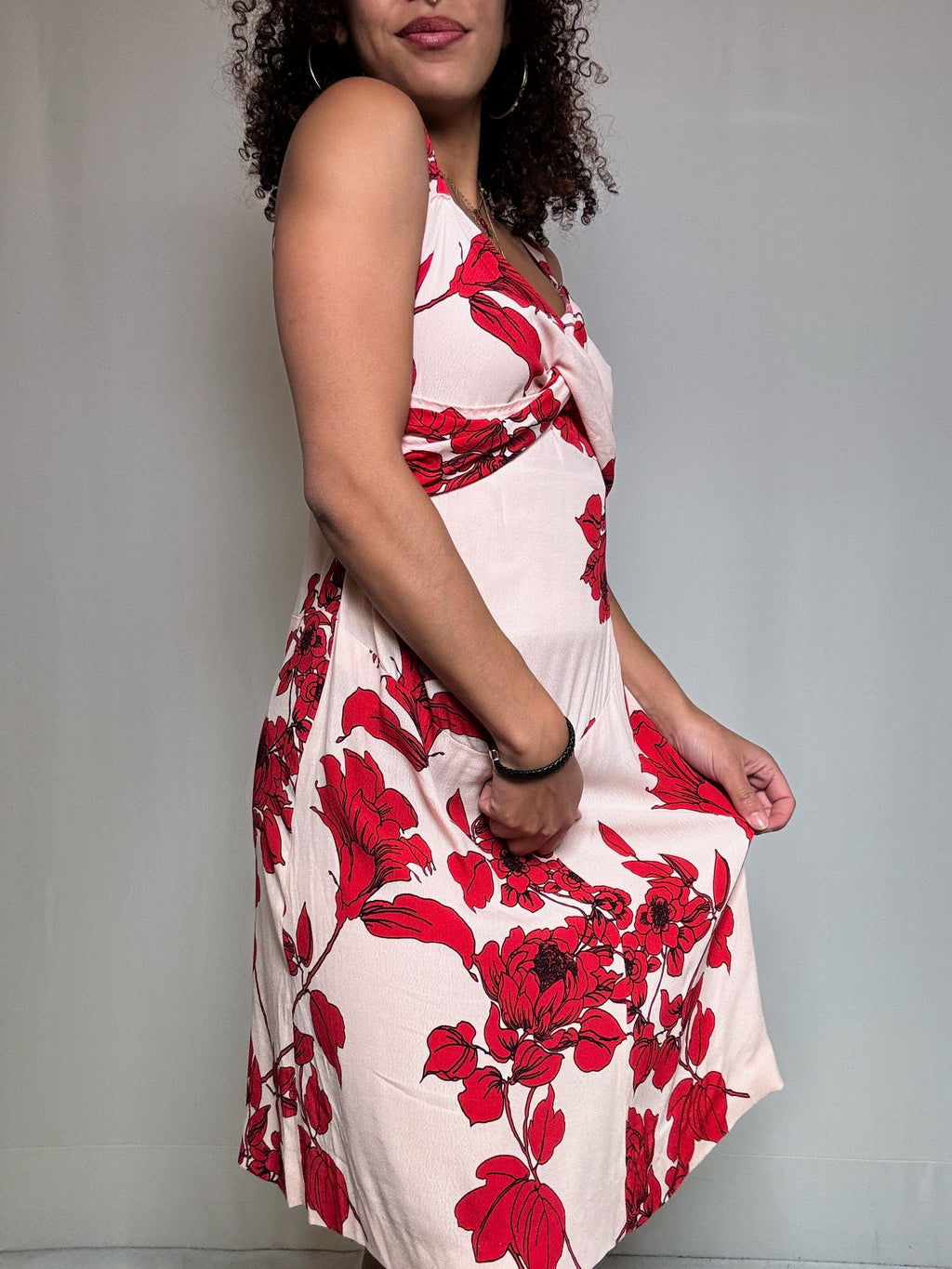 Robe rose à fleurs rouges M vintage