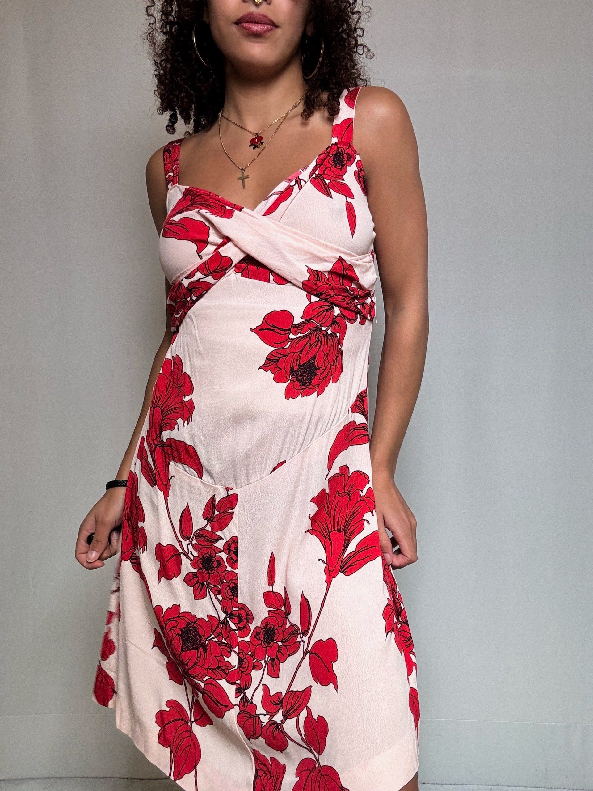 Robe rose à fleurs rouges M vintage