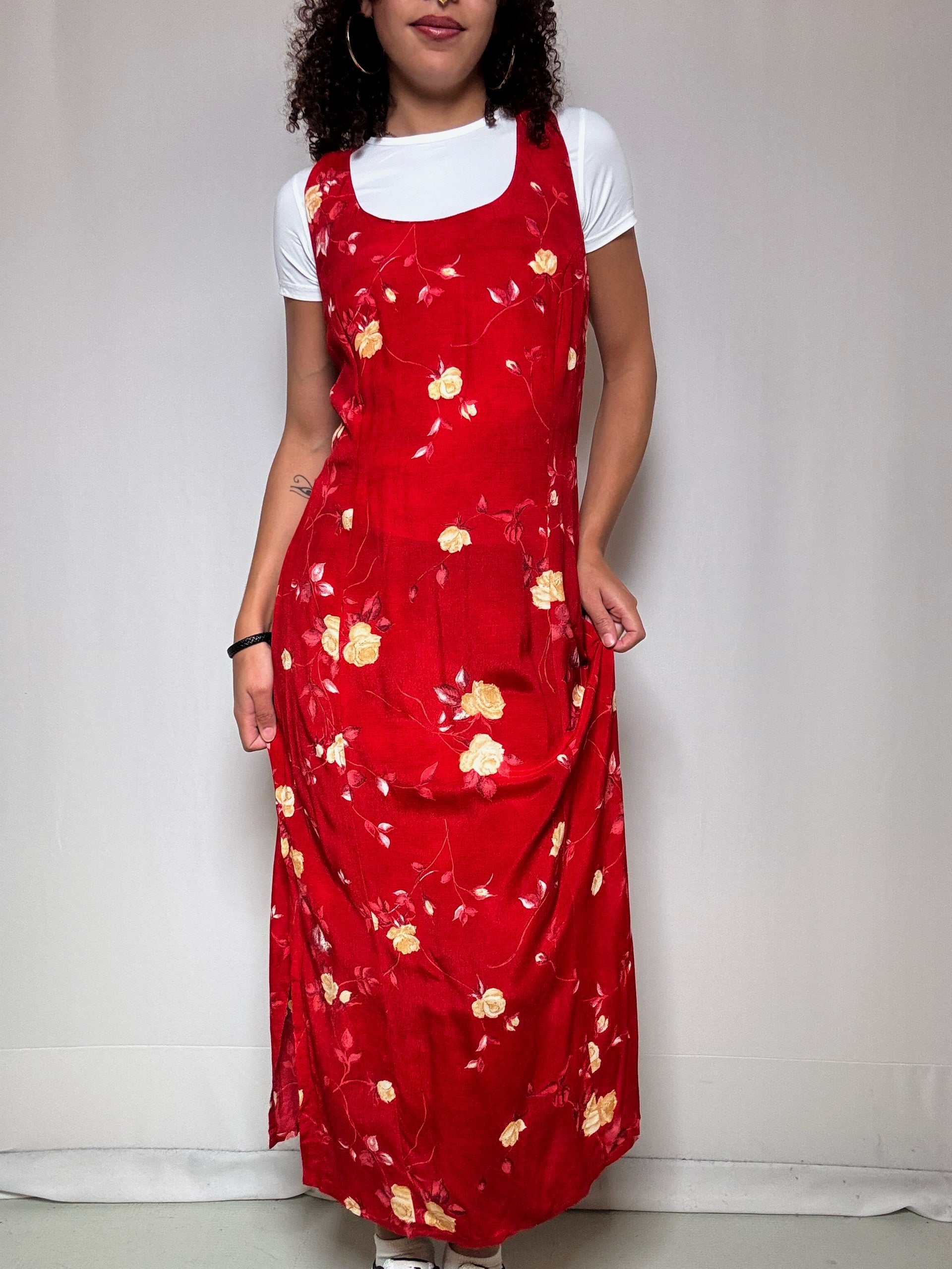 Robe rouge à fleurs longue Yessica L vintage