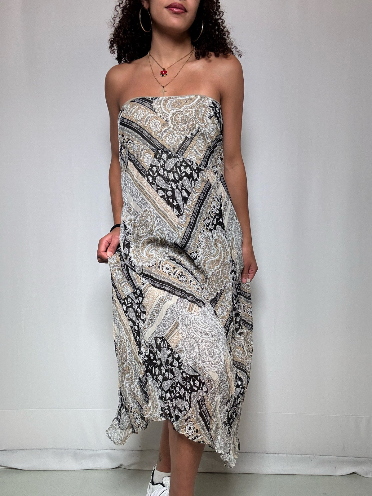Vintage M crumpled-effect printed strapless dress