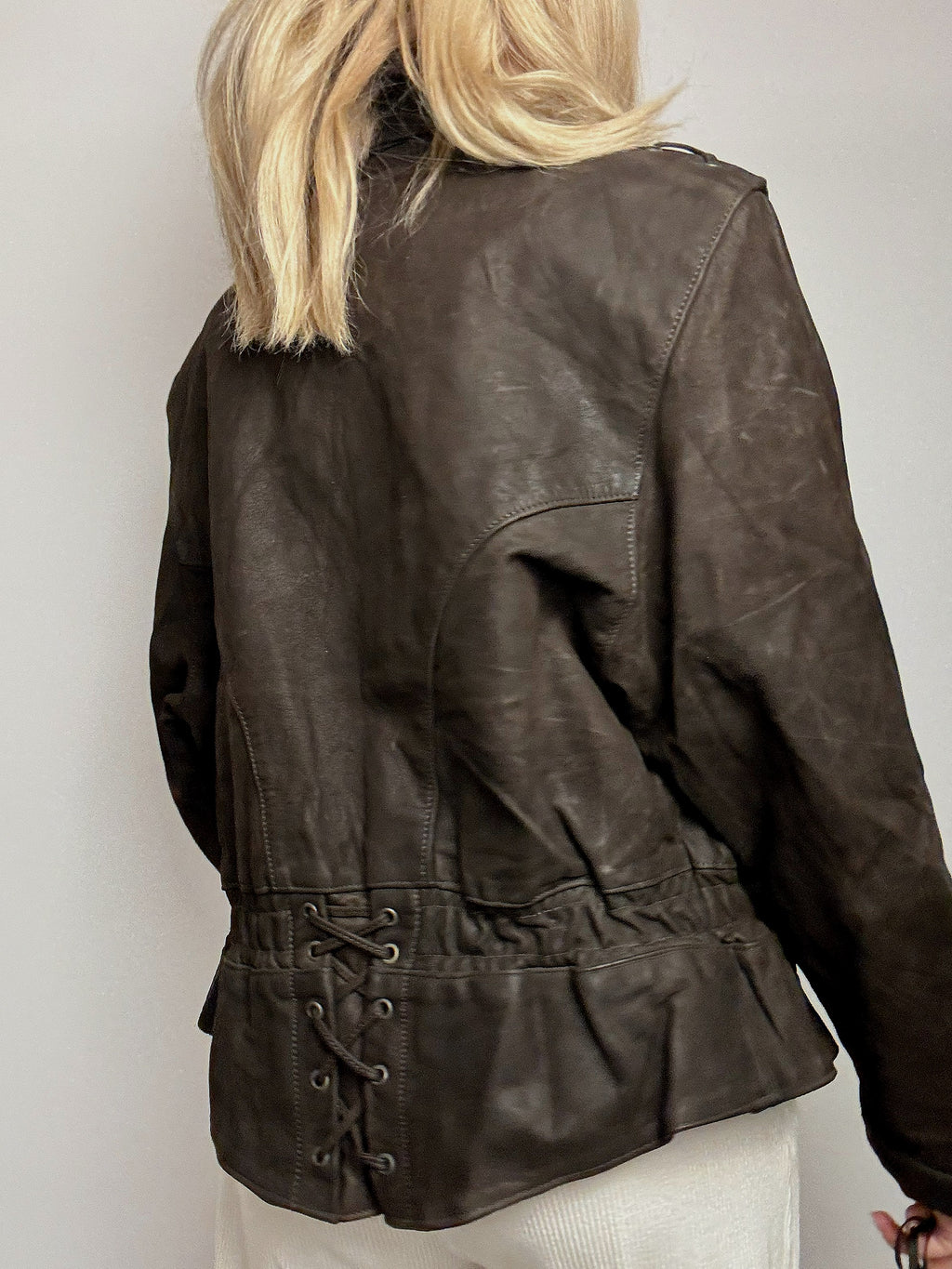 Blouson en cuir cintré brun L vintage