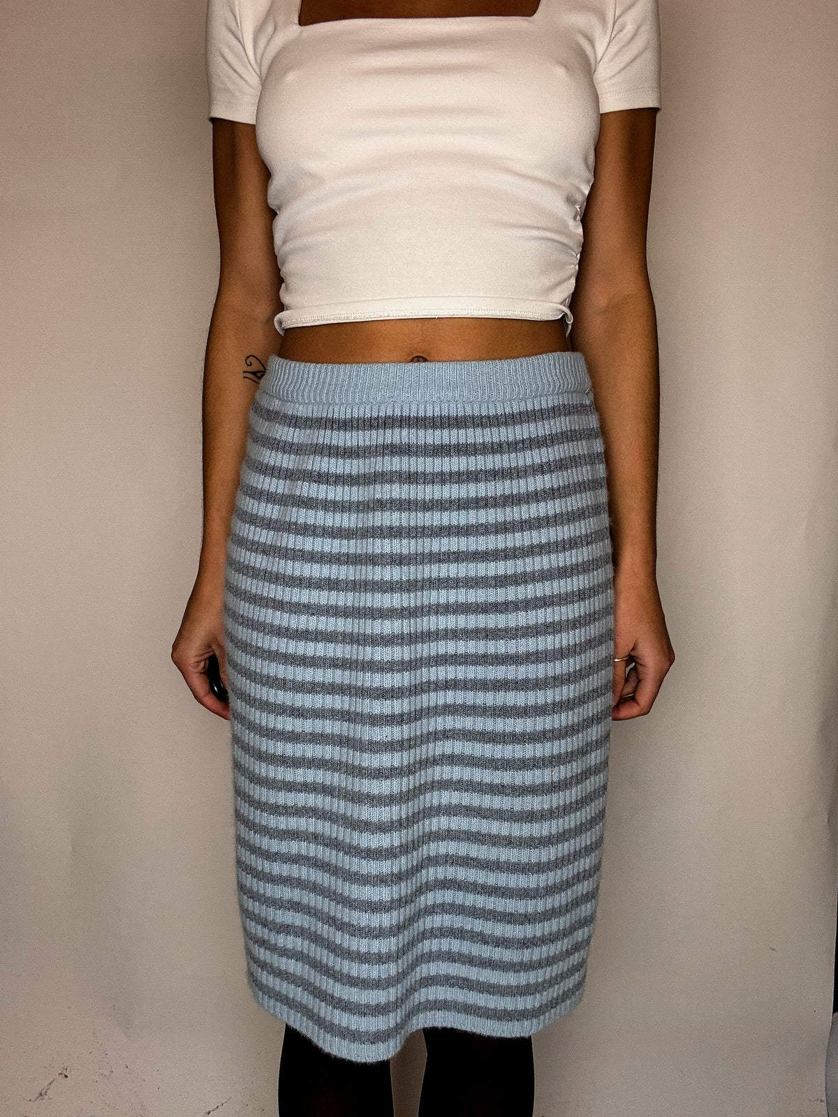 Jupe en maille rayée bleu et gris L vintage