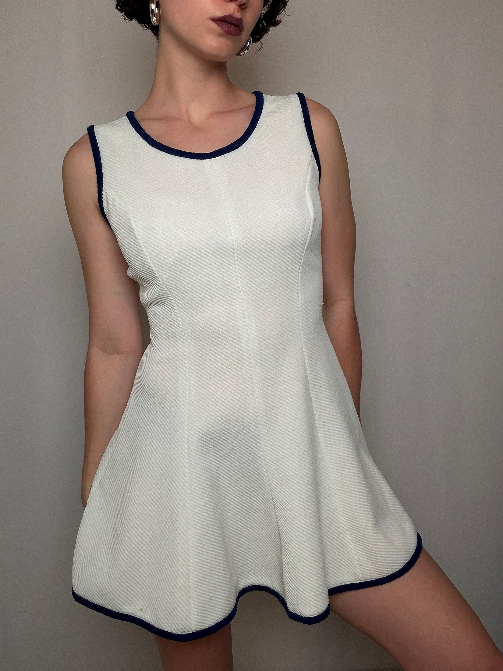 Robe patineuse blanche S/M vintage