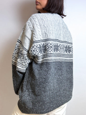 Vintage gray and white wool sweater L