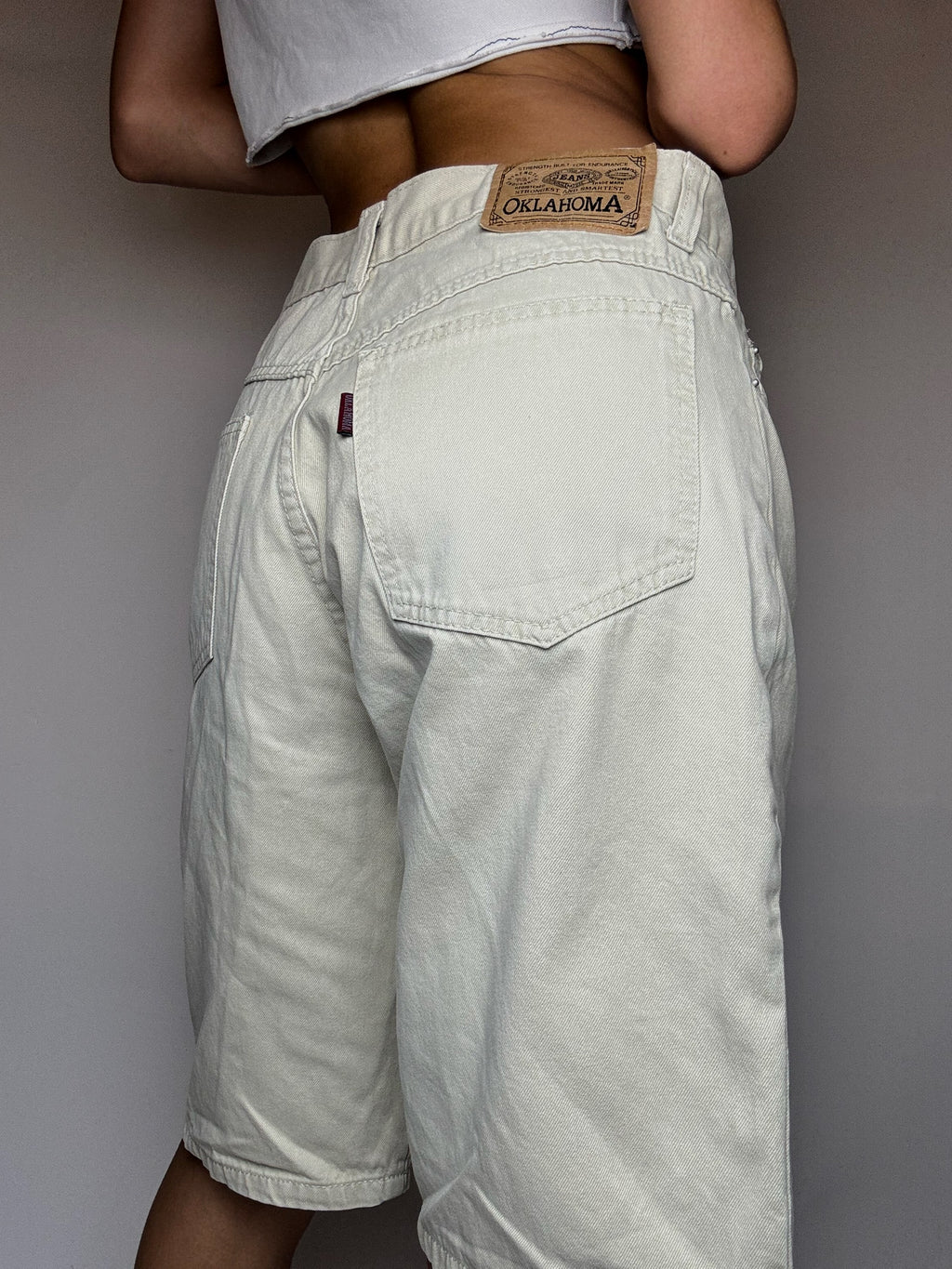 Beige vintage XL denim shorts