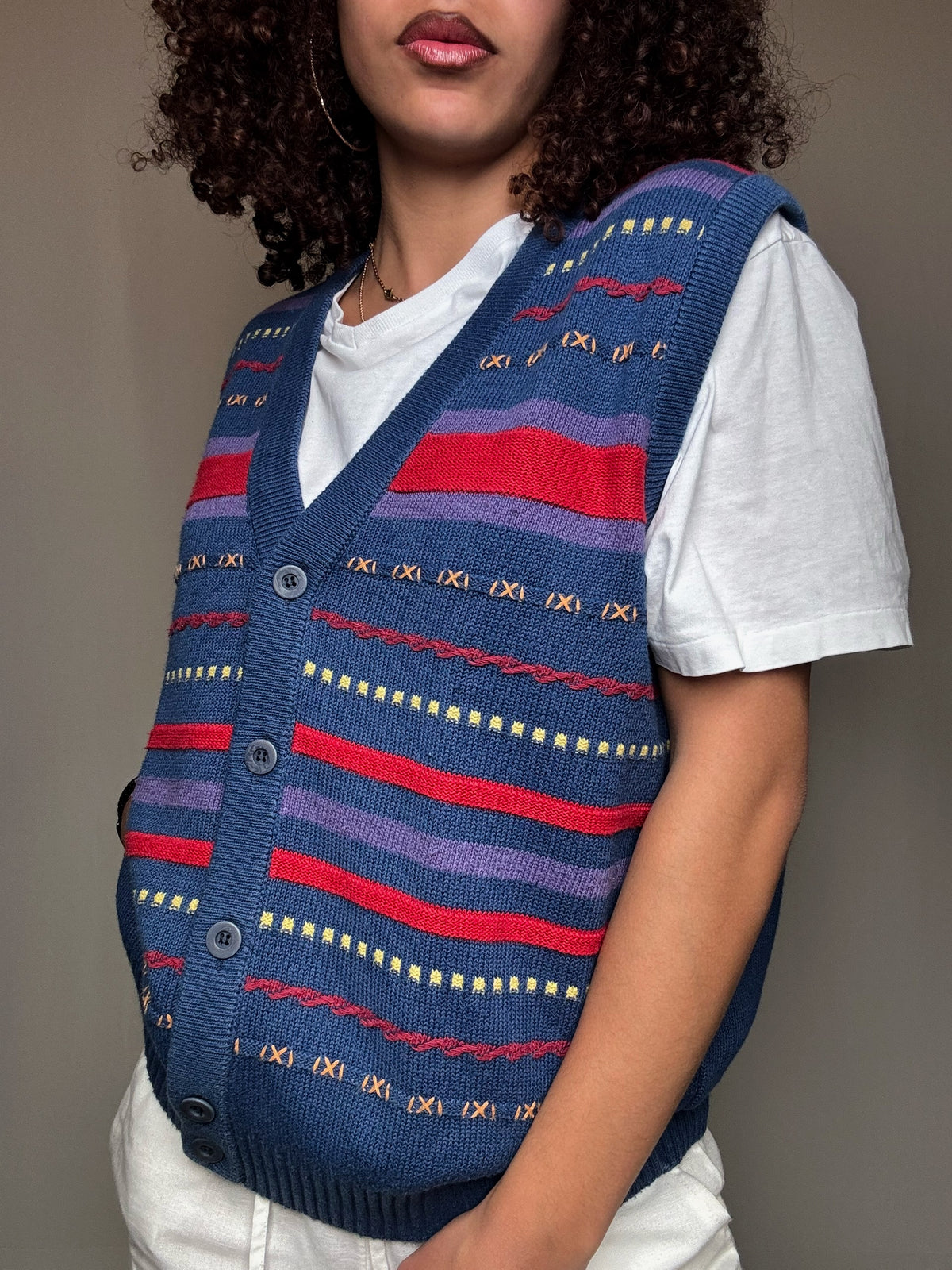 Gilet en maille marine avec détails M/L vintage
