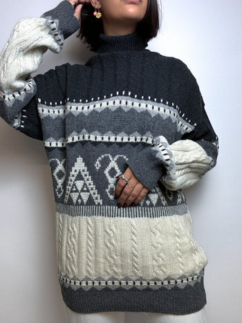 VintageXL gray and white wool sweater