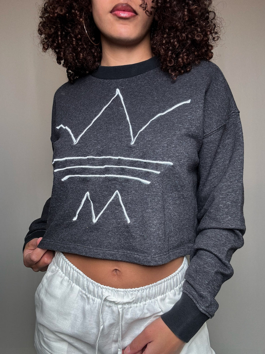 Graues Adidas Crop-Sweatshirt XS Vintage