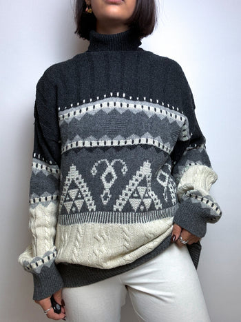 VintageXL gray and white wool sweater