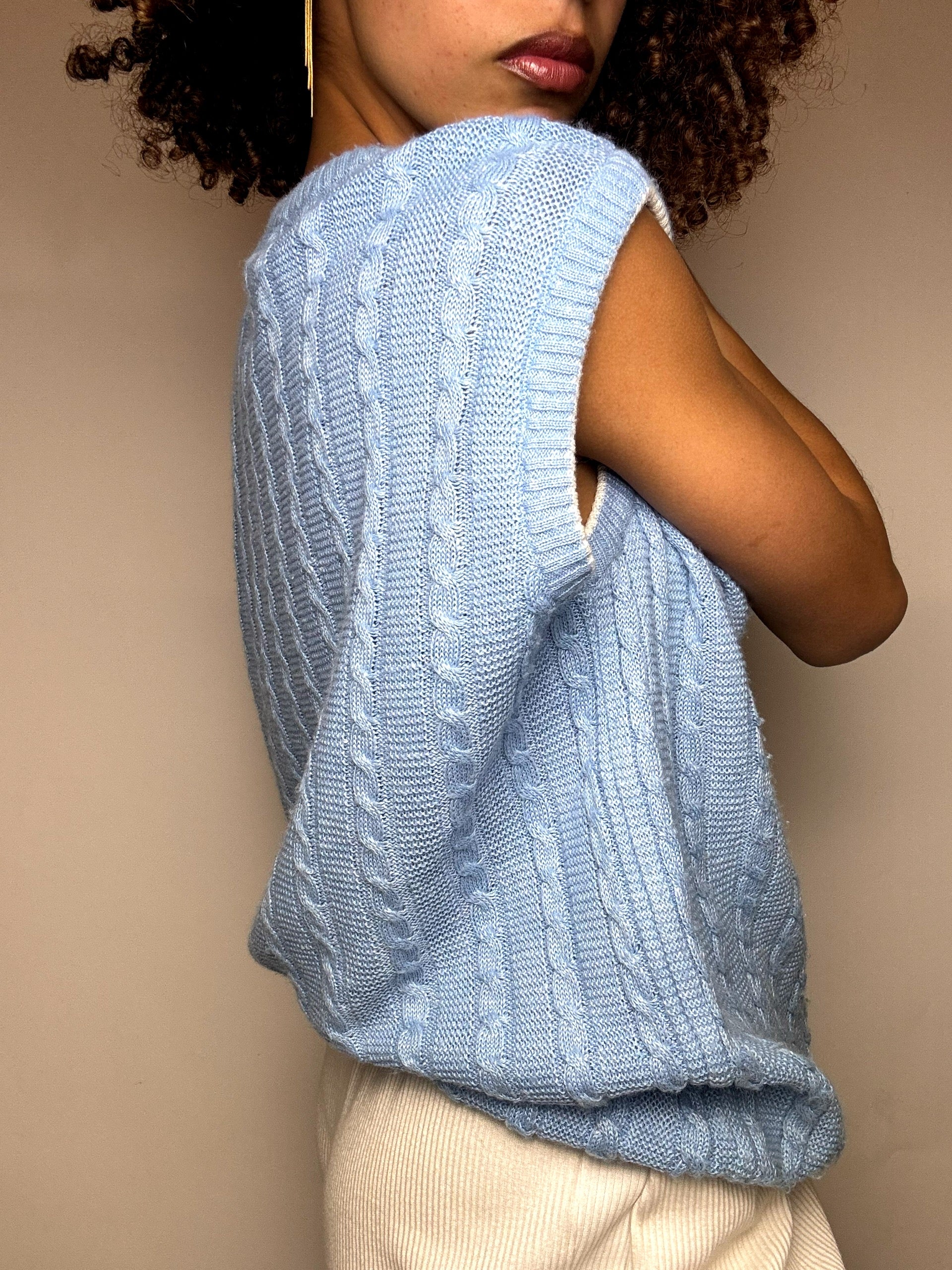 Vintage blaue Strickweste mit Zopfmuster, Größe M/L