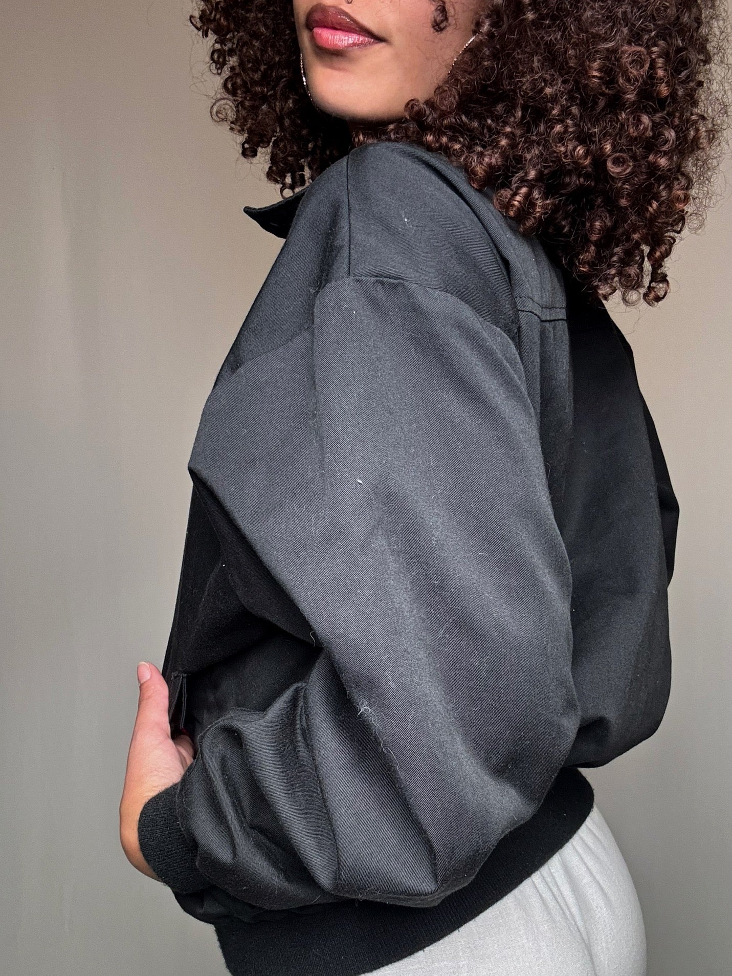 Schwarze Vintage Bomberjacke M für den Sommer