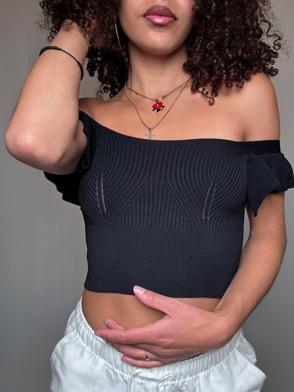 Black ribbed crop top one size vintage