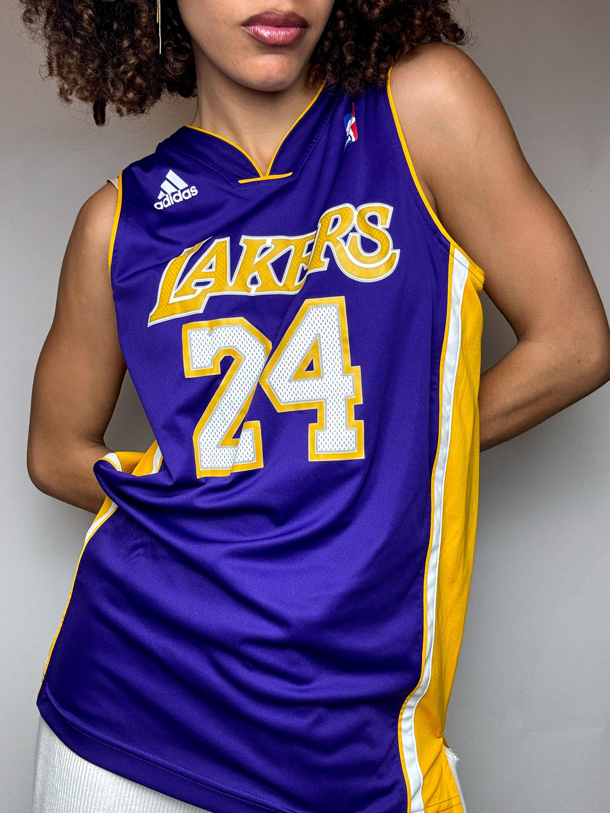 Gelbes NIKE x LAKERS Basketballtrikot S
