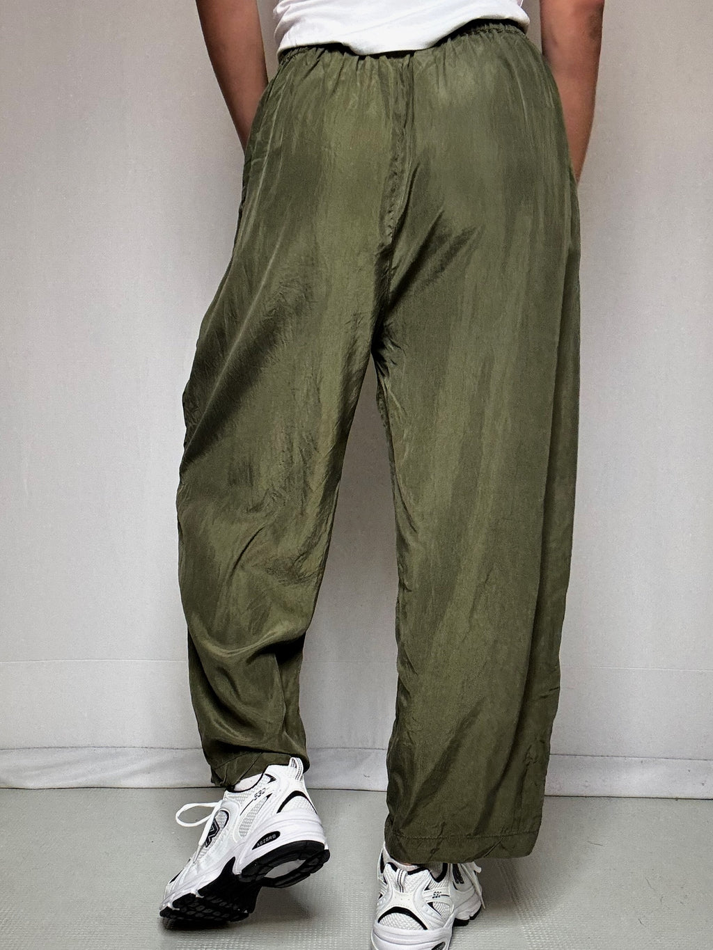 Pantalon en soie kaki M/L vintage