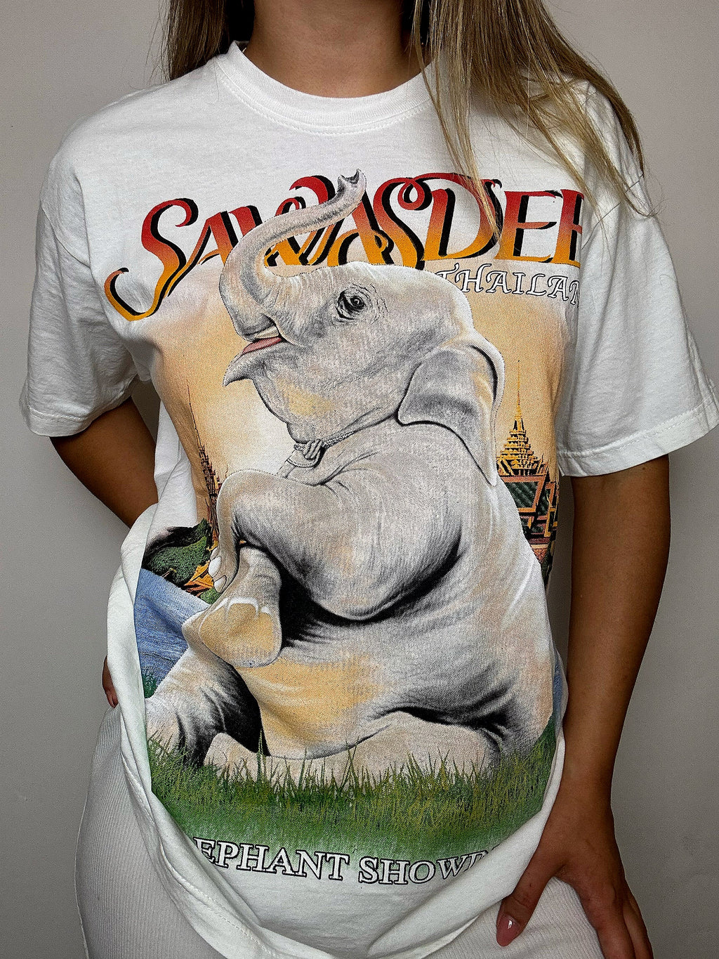 Vintage white THAILAND L t-shirt