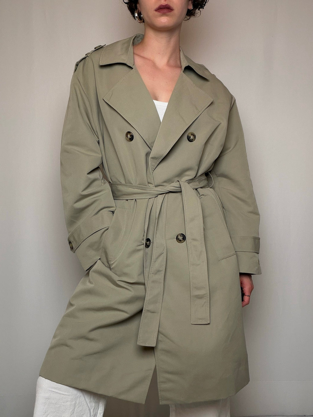 Vintage light khaki trench coat L