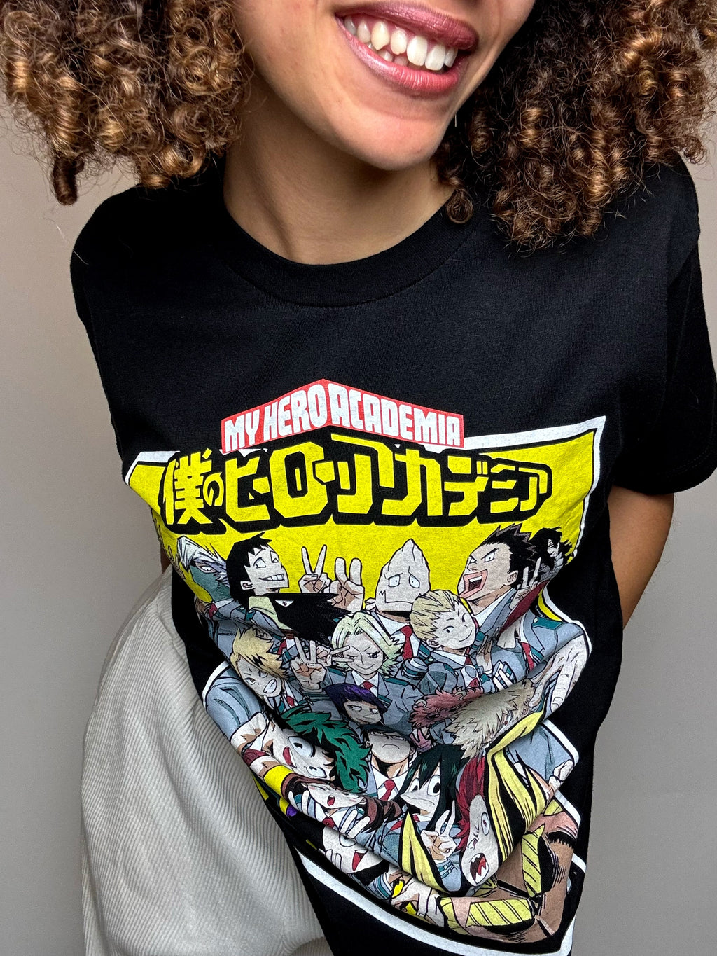 MY HERO ACADEMIA M Vintage schwarzes T-Shirt 