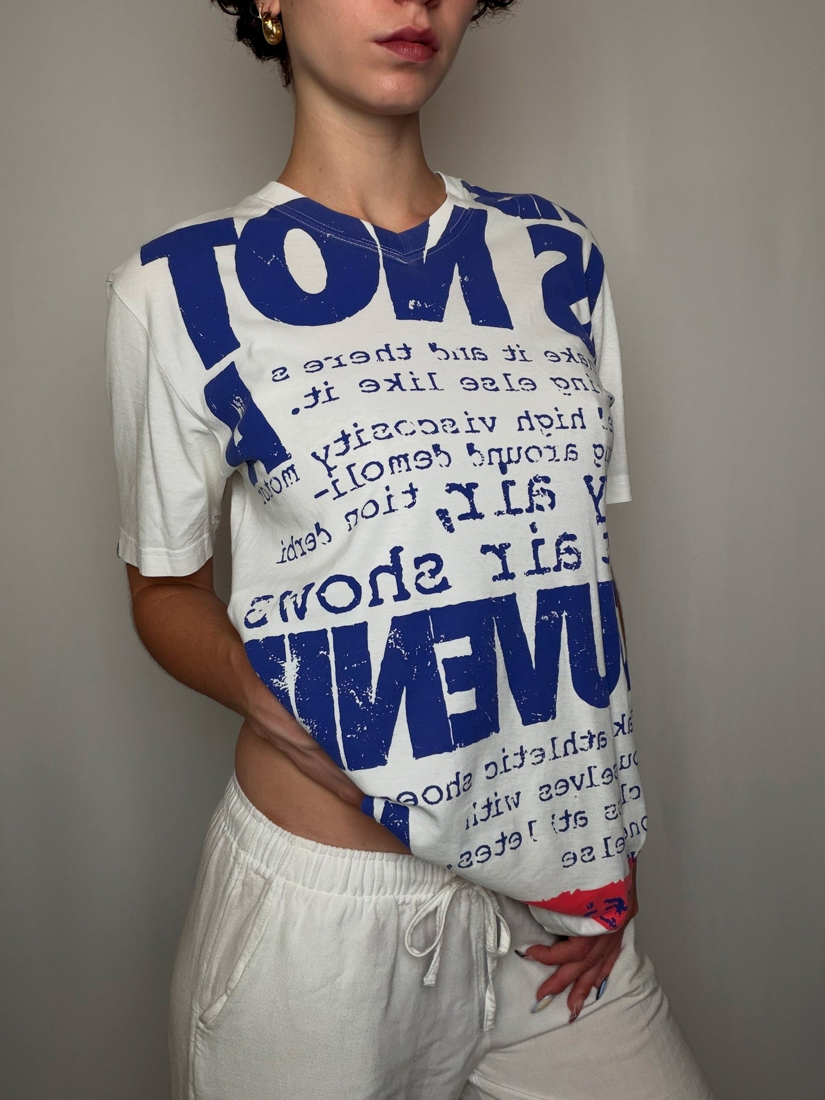 T-shirt blanc avec motifs Nike M vintage