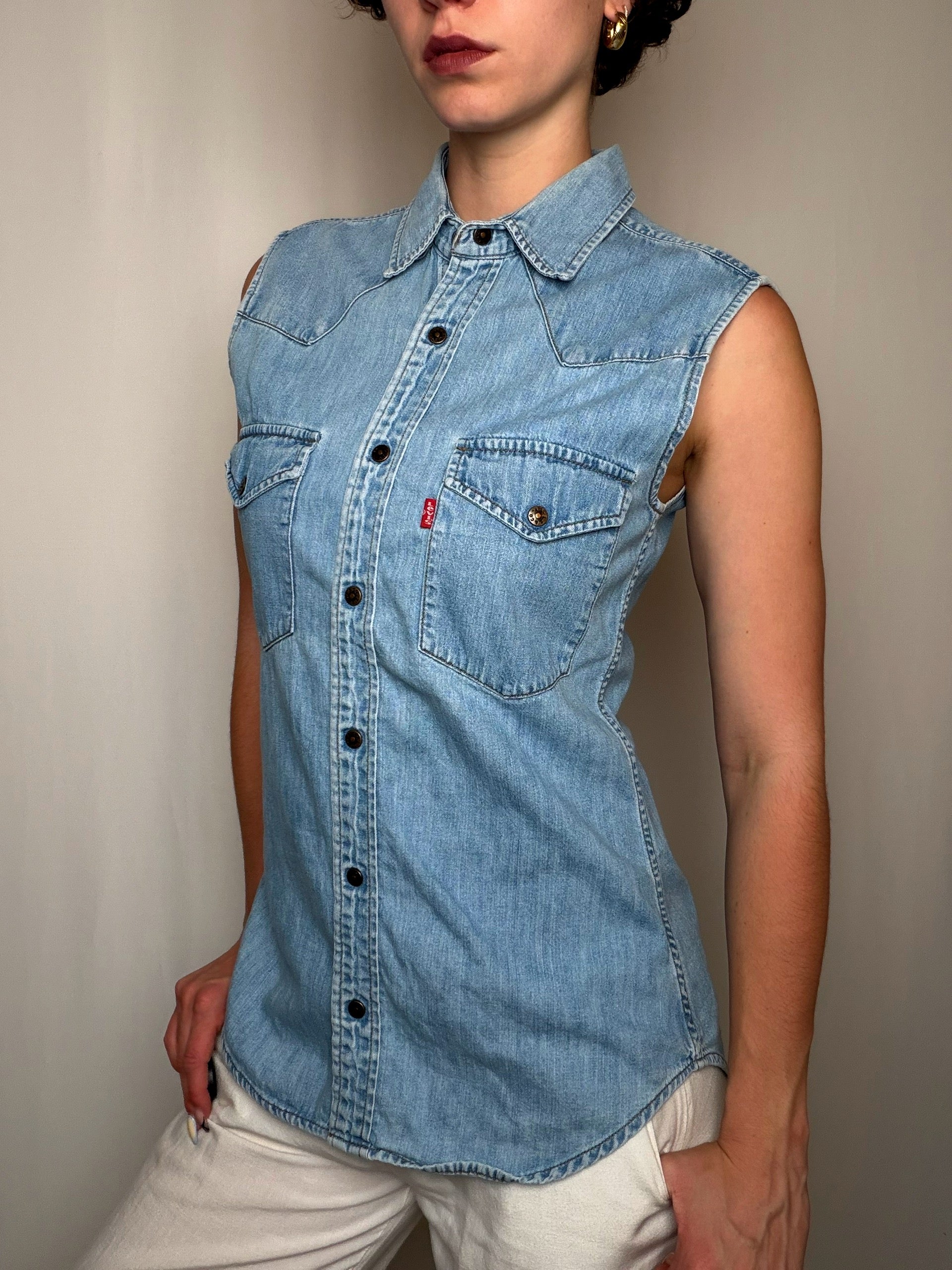 Chemise sans manche en jean bleu Levi's S vintage