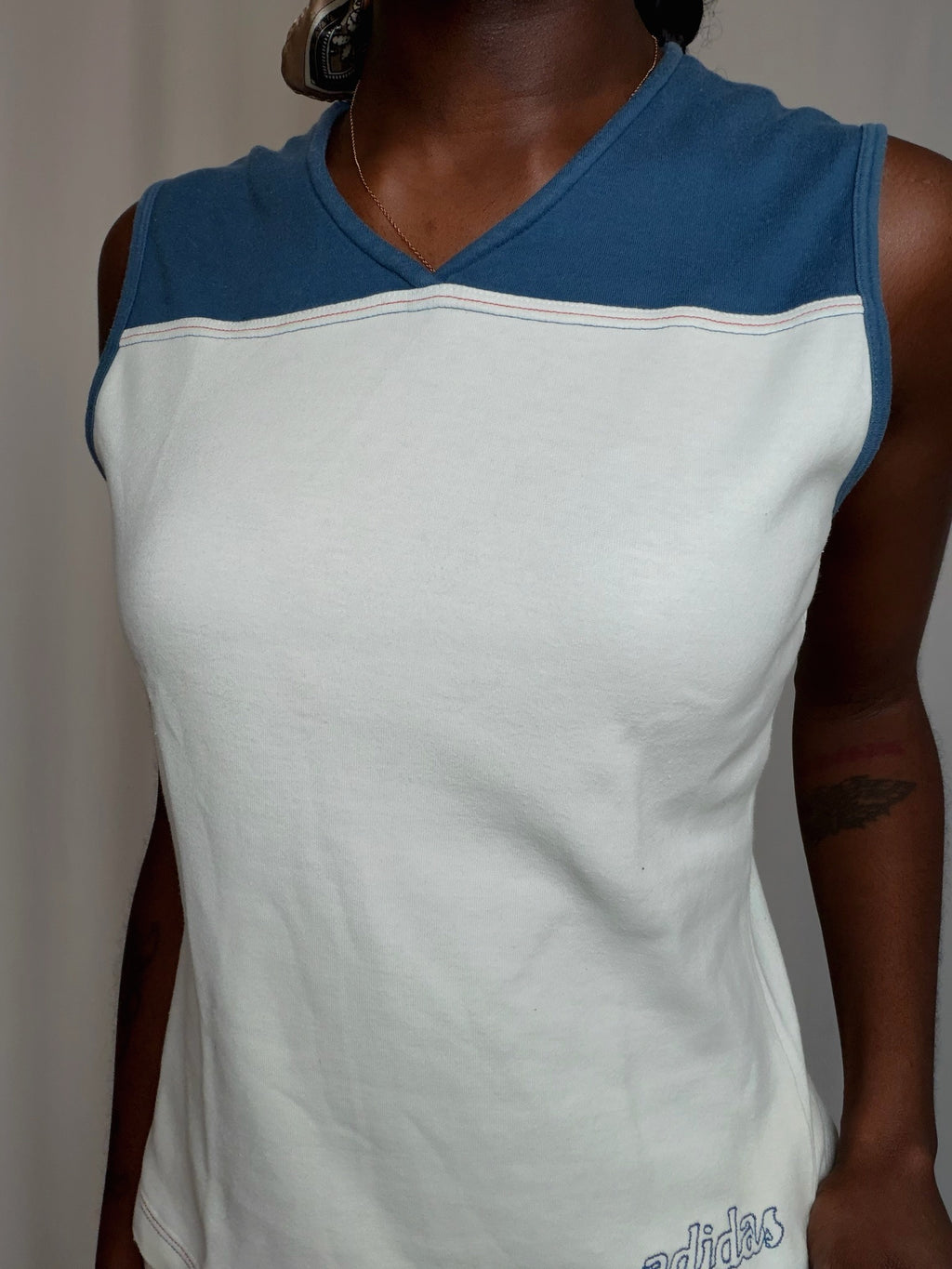 Tshirt Blanc Et Bleu Adidas S vintage
