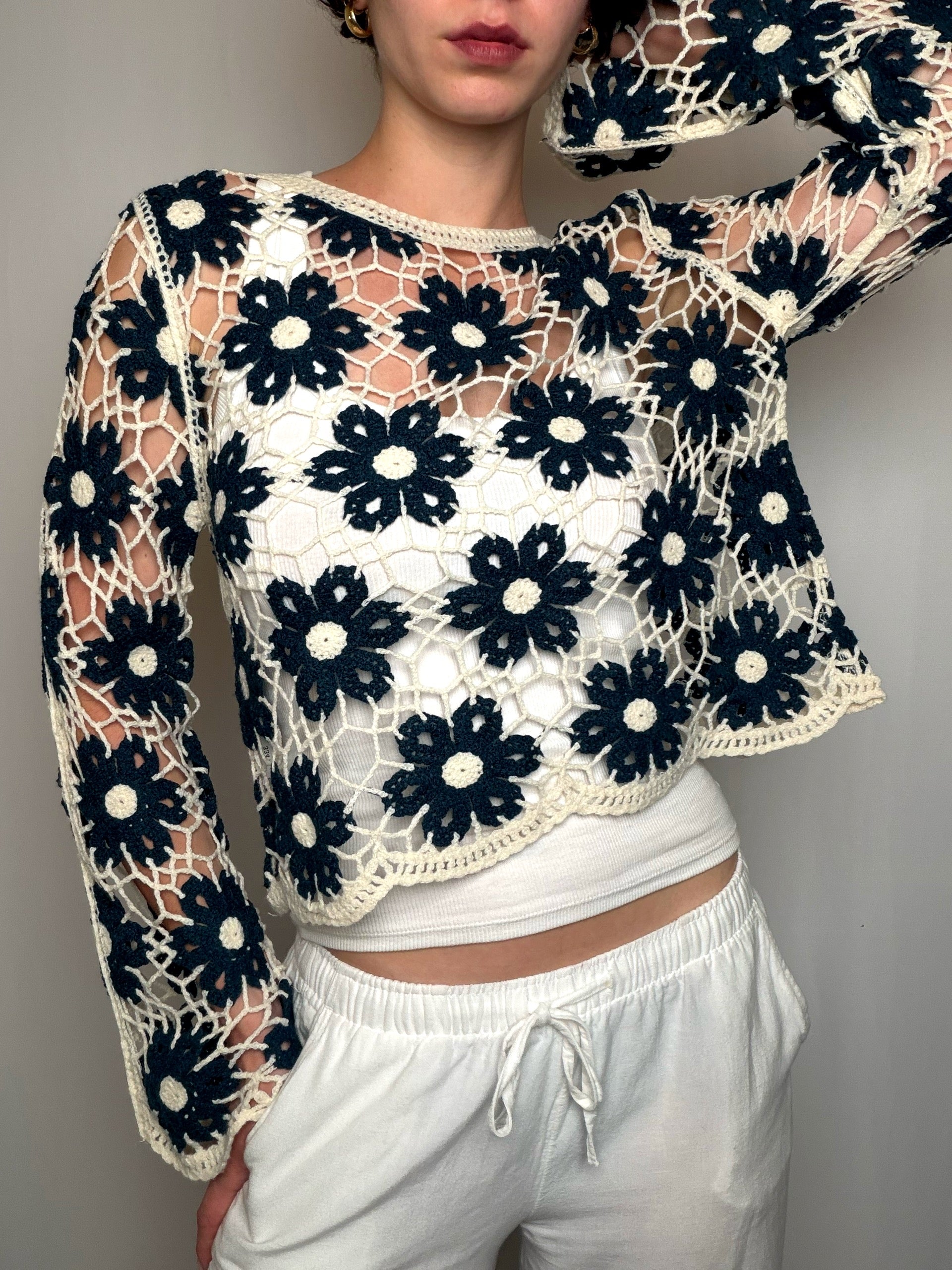 Top en crochet Noir Et Écru S/M vintage