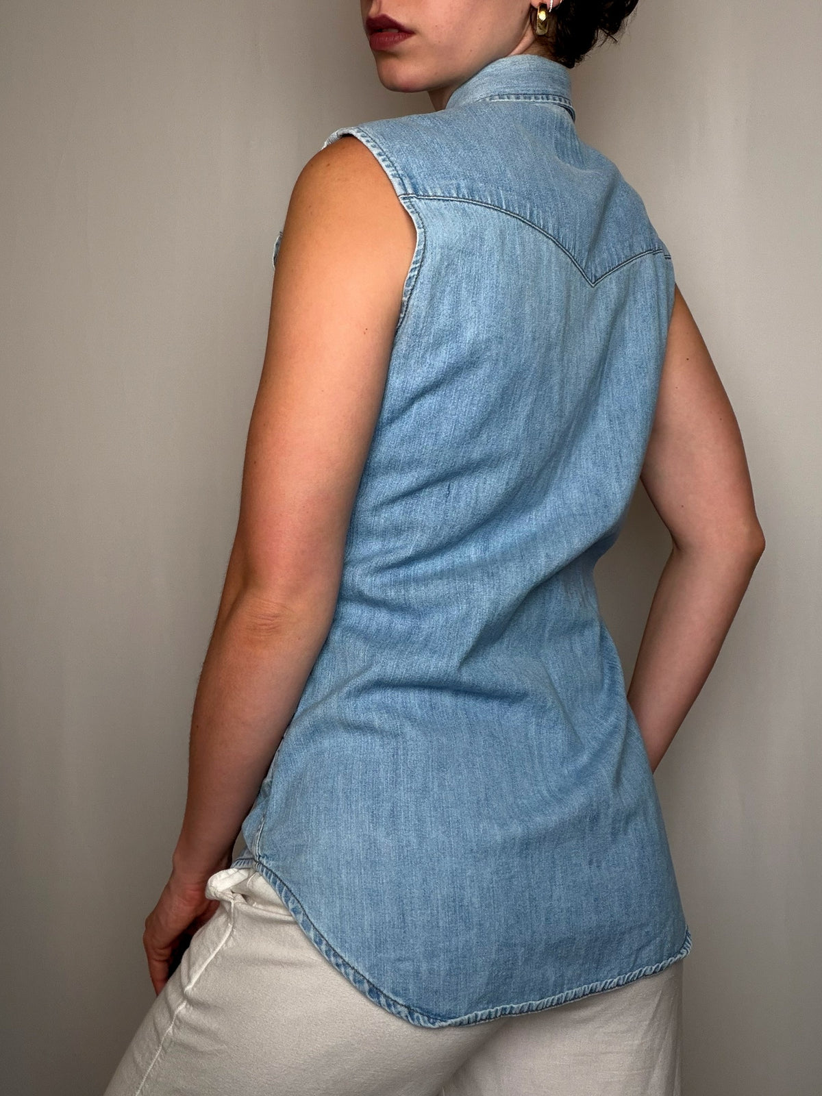 Chemise sans manche en jean bleu Levi's S vintage