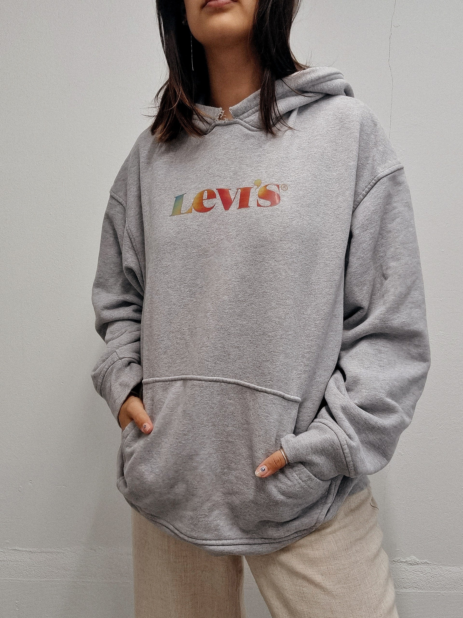 Hellgrauer Vintage-Pullover Levi's M