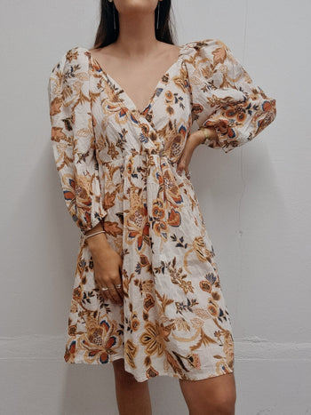 Robe vintage Blanche et beige à motifs  M