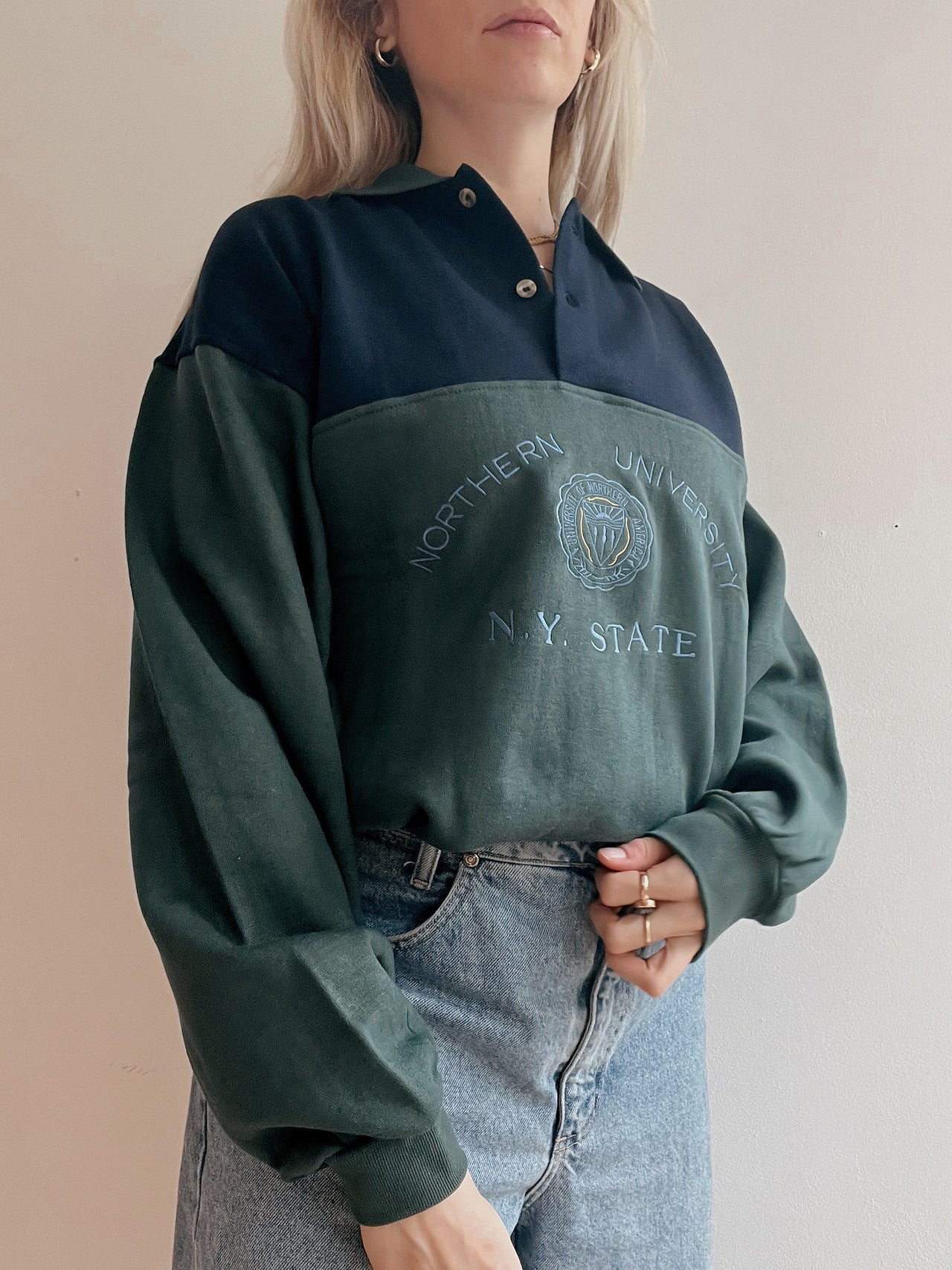 Pull vintage américain bleu et vert foncé brodé L