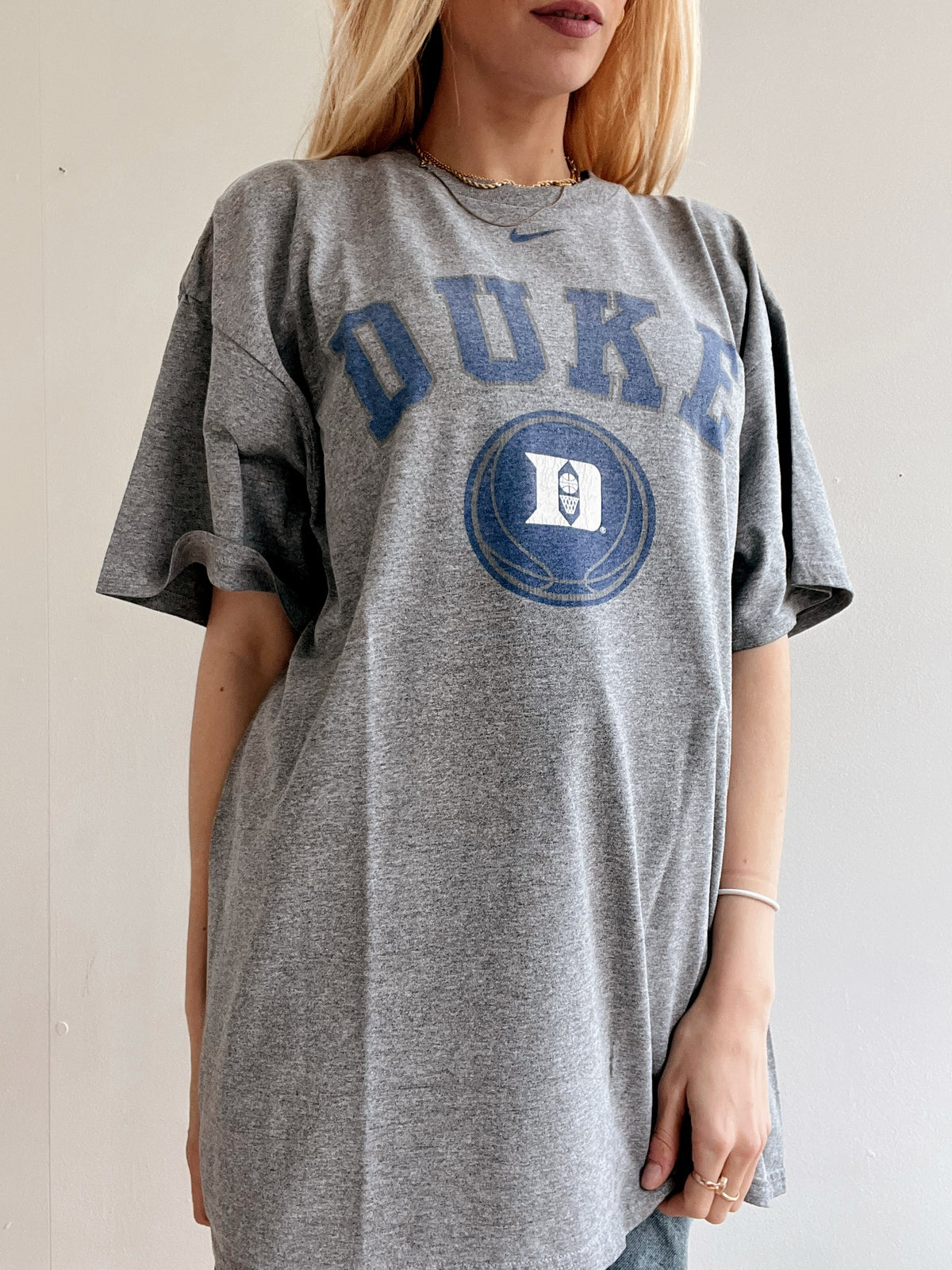 Vintage hellgraues Nike Duke XL T-Shirt