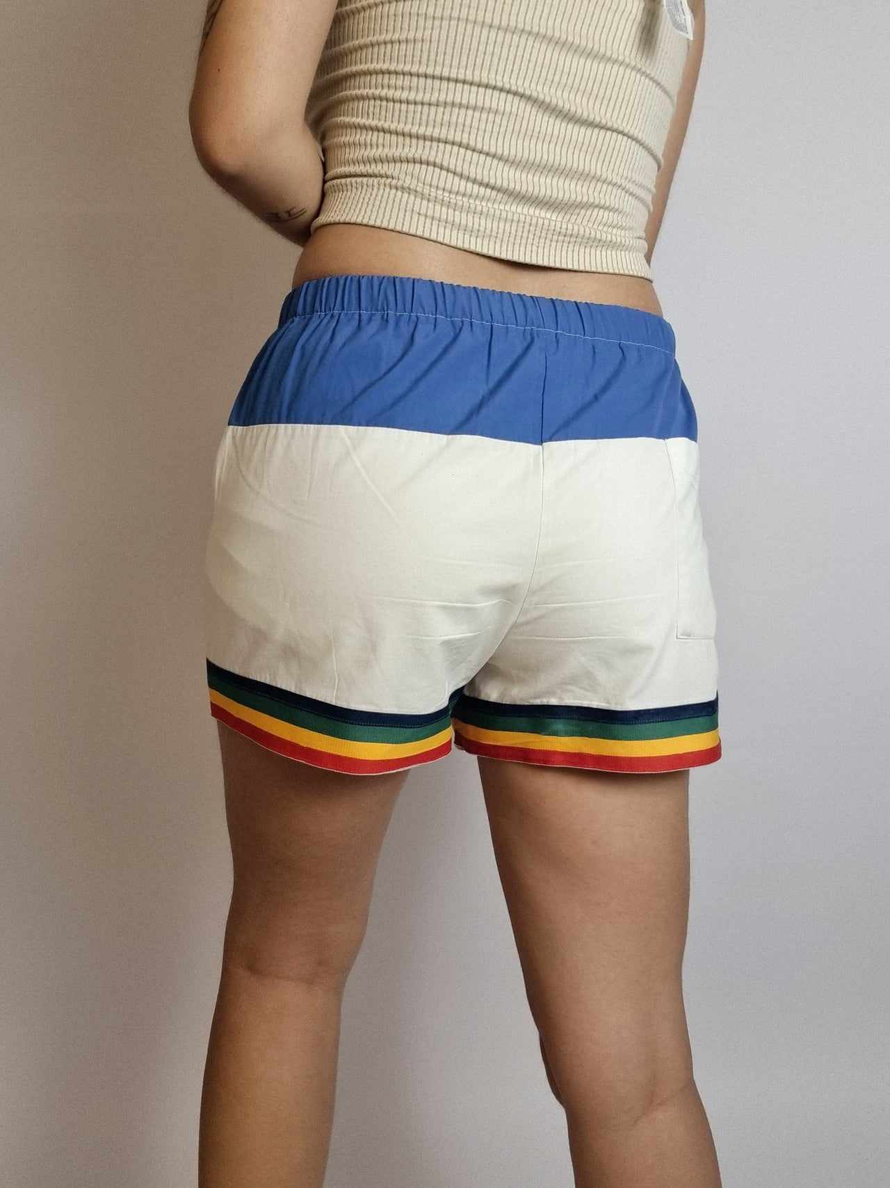 Short vintage bleu blanc jaune M