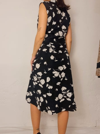 Robe vintage à fleurs noire et blanche